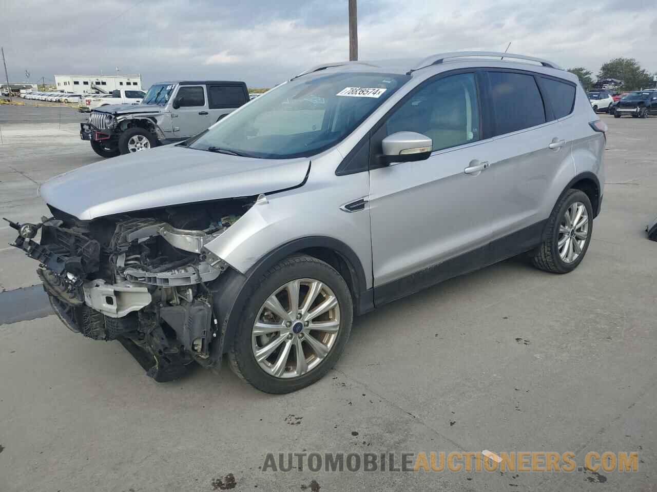 1FMCU0J99HUA64861 FORD ESCAPE 2017