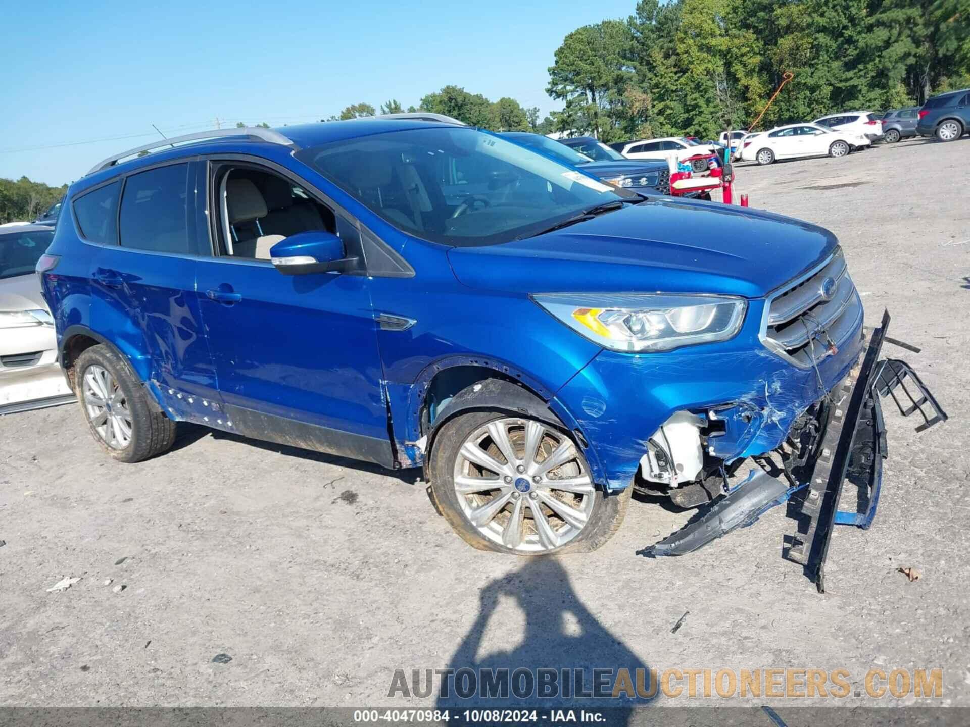 1FMCU0J99HUB48730 FORD ESCAPE 2017