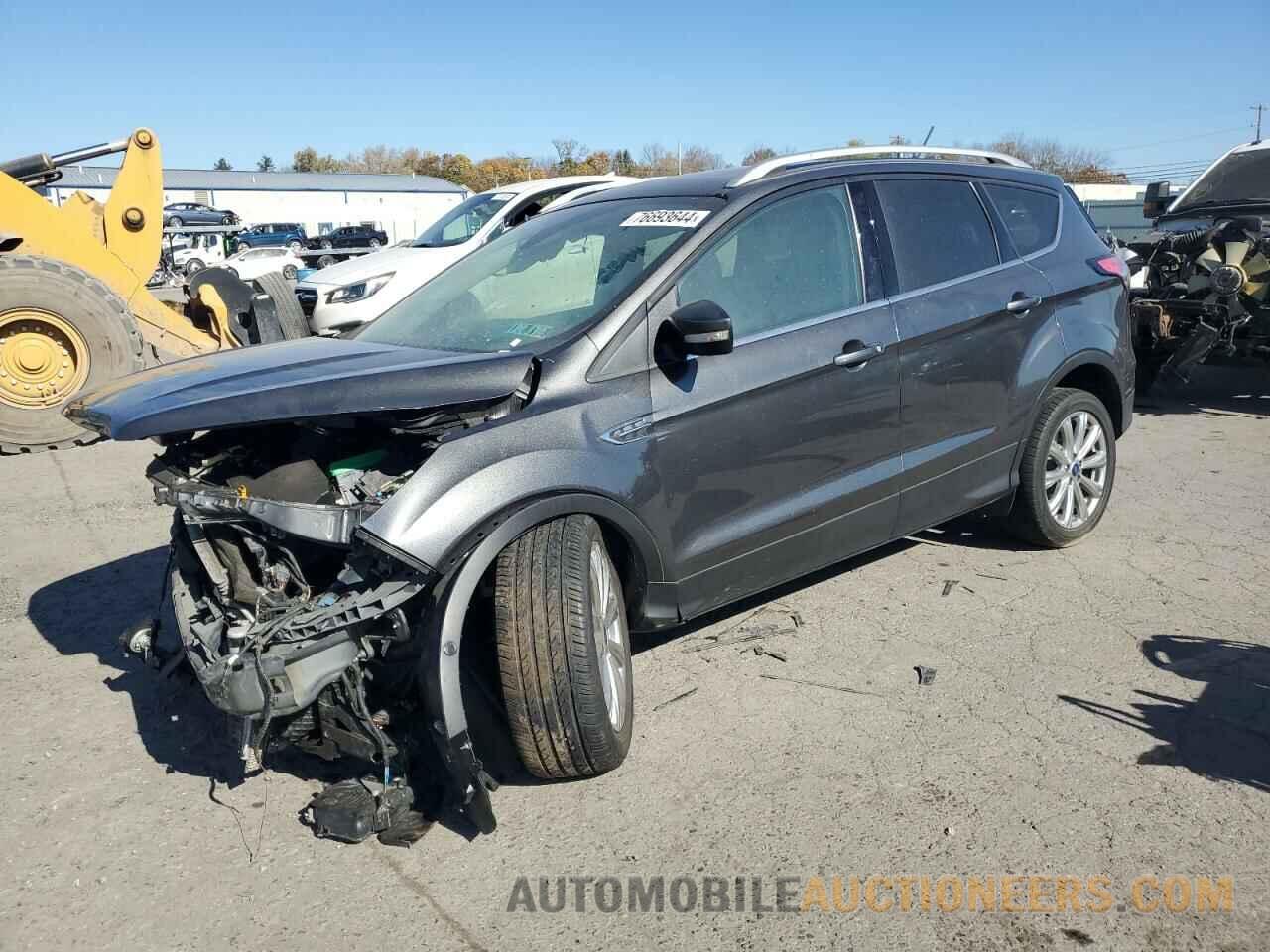 1FMCU0J99JUB09304 FORD ESCAPE 2018