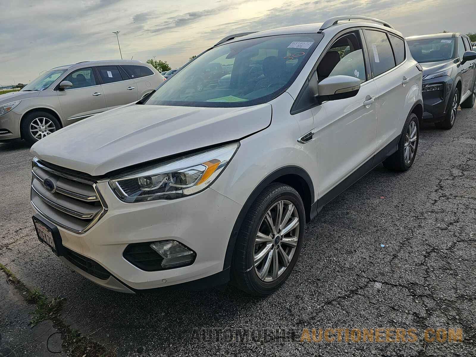 1FMCU0J99JUB27768 Ford Escape 2018