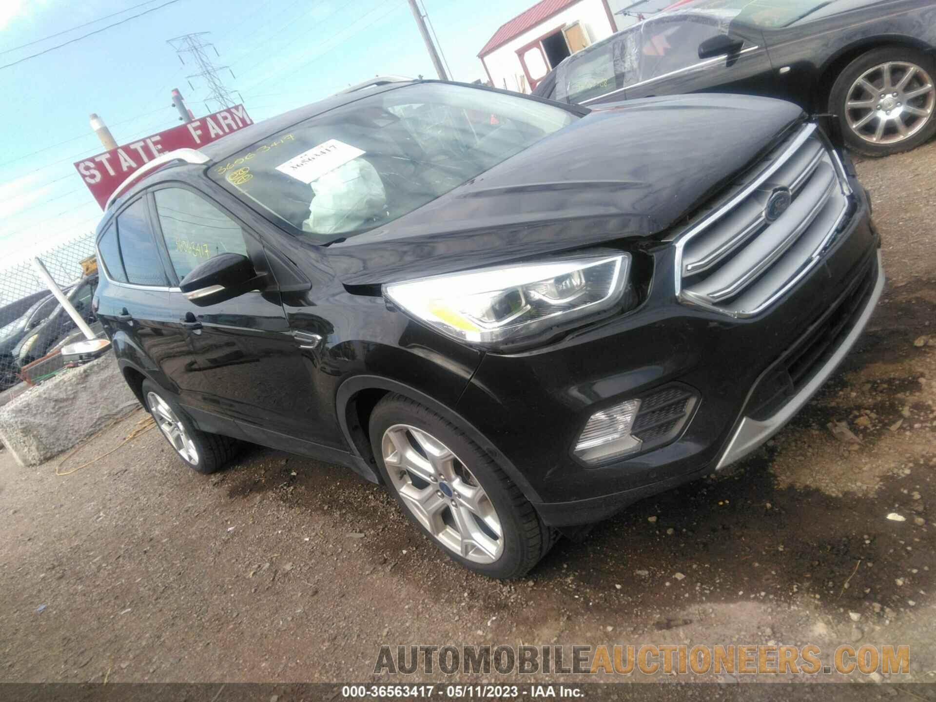 1FMCU0J99KUC29427 FORD ESCAPE 2019