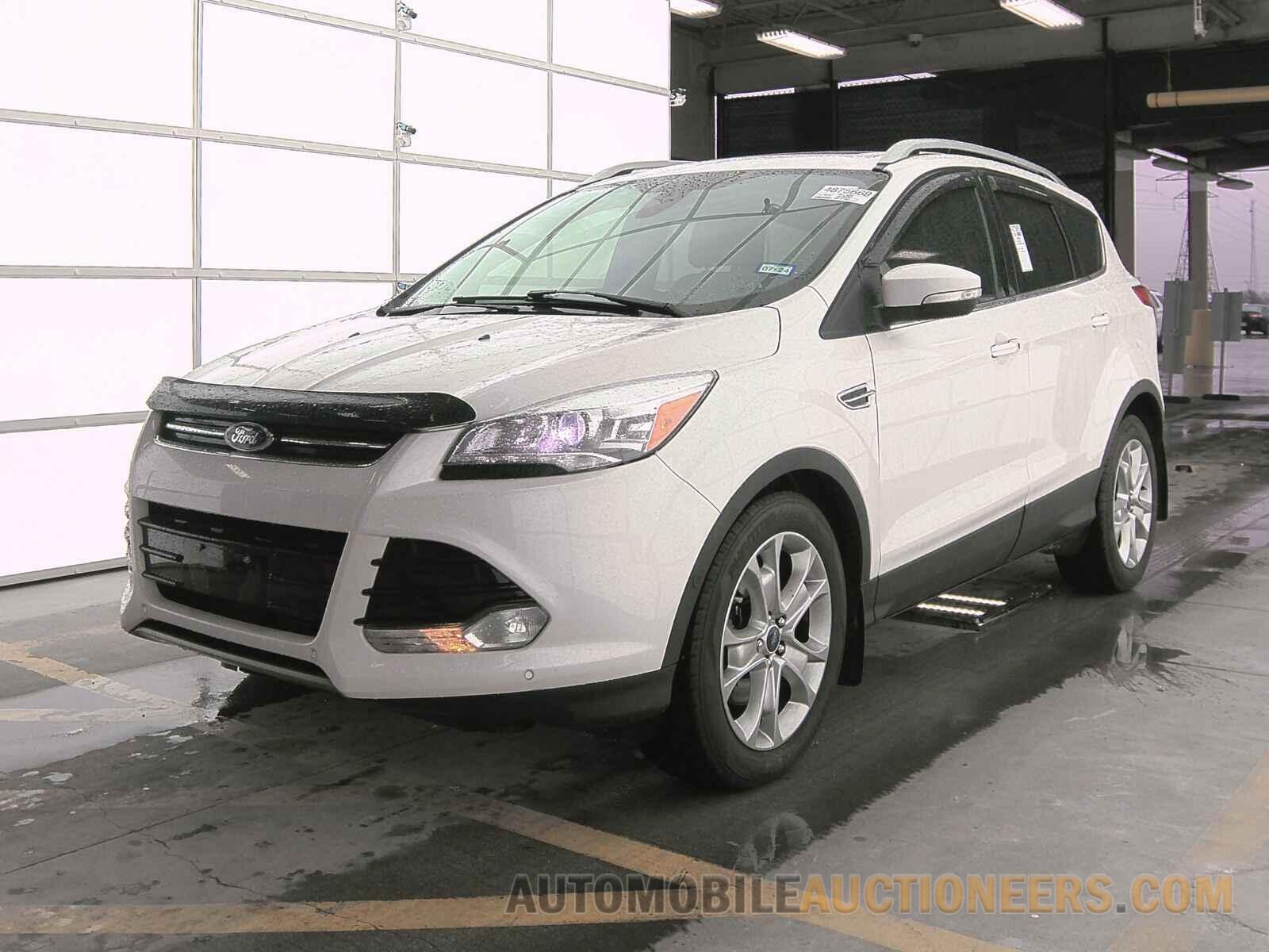 1FMCU0J9XFUC42600 Ford Escape 2015