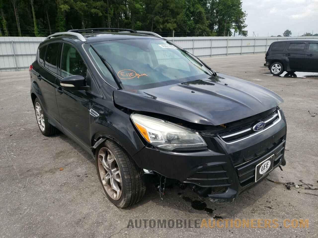 1FMCU0J9XGUA80792 FORD ESCAPE 2016