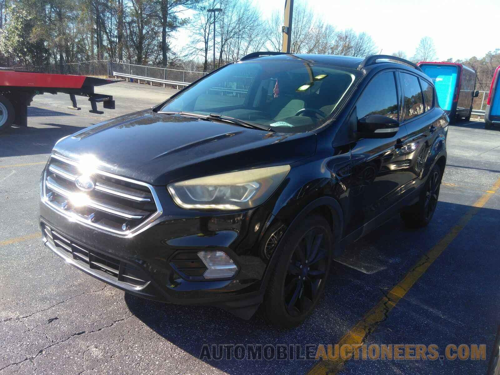 1FMCU0J9XHUB26140 Ford Escape 2017