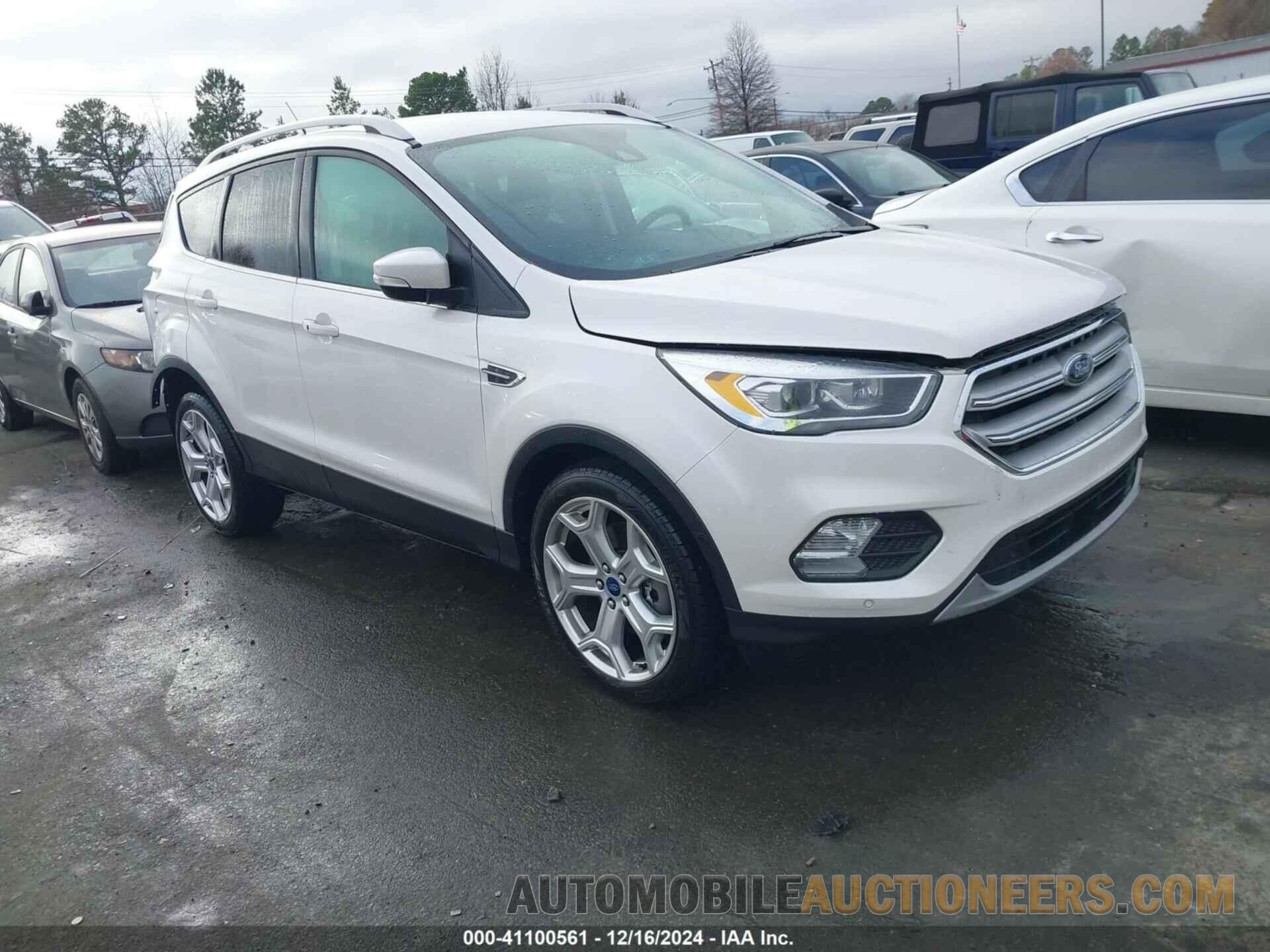 1FMCU0J9XJUD54354 FORD ESCAPE 2018