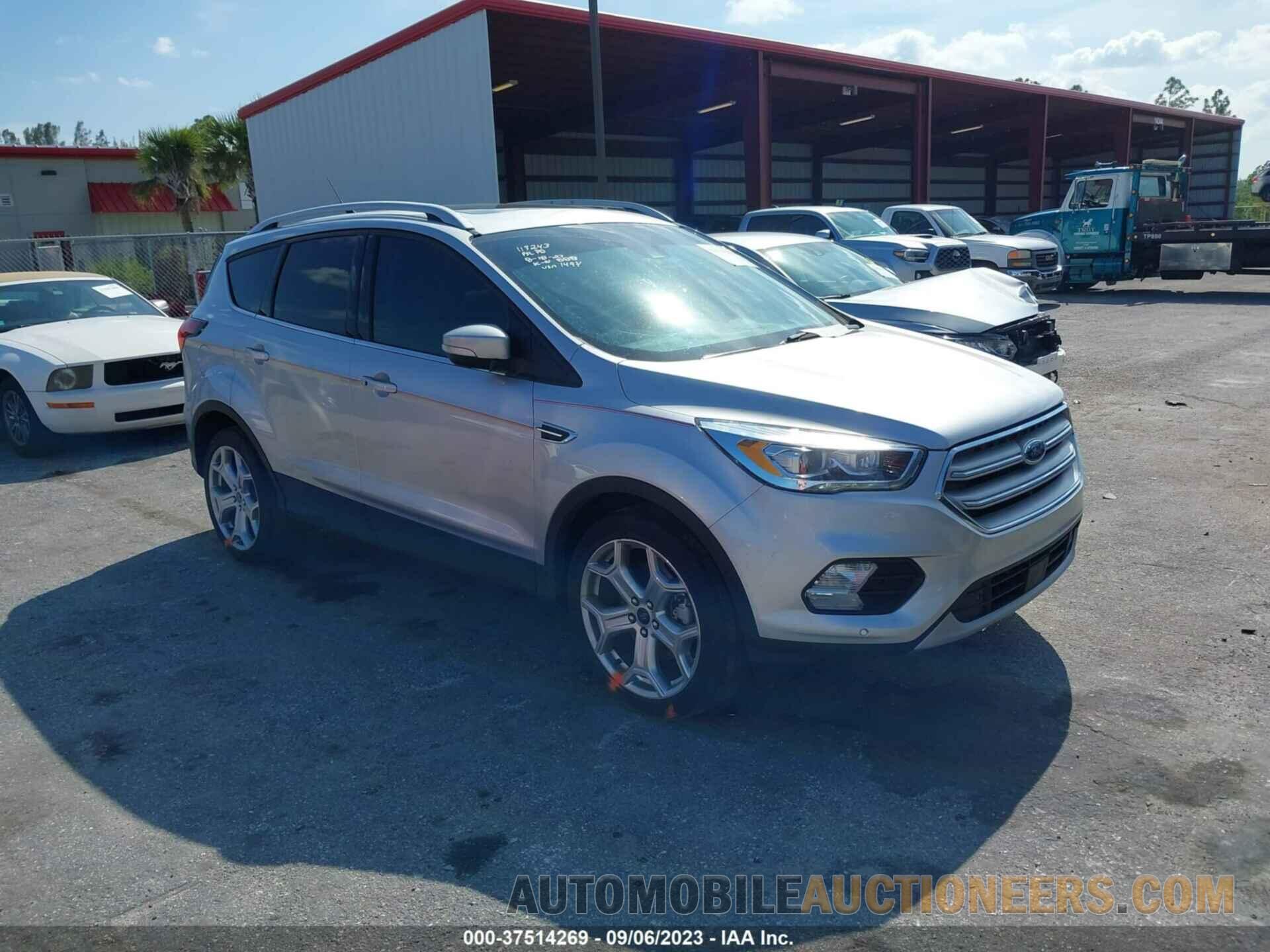 1FMCU0J9XKUB21494 FORD ESCAPE 2019