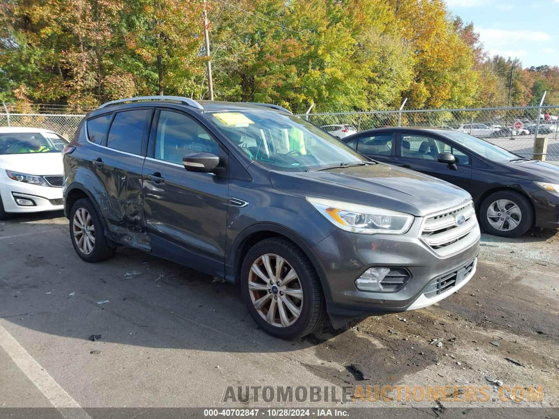 1FMCU0JD2HUC94438 FORD ESCAPE 2017