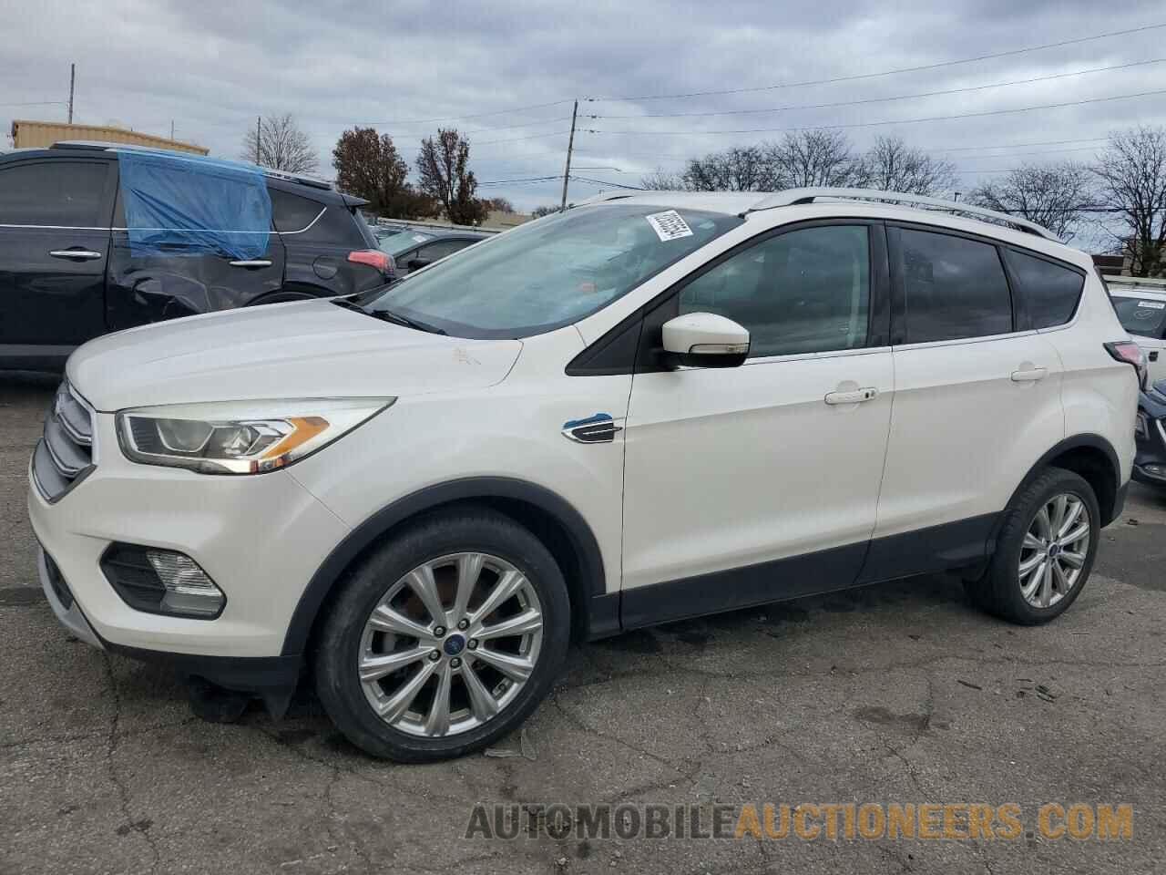 1FMCU0JD4HUD75327 FORD ESCAPE 2017