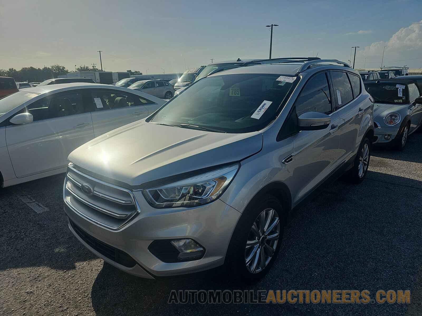 1FMCU0JD5HUA31456 Ford Escape 2017