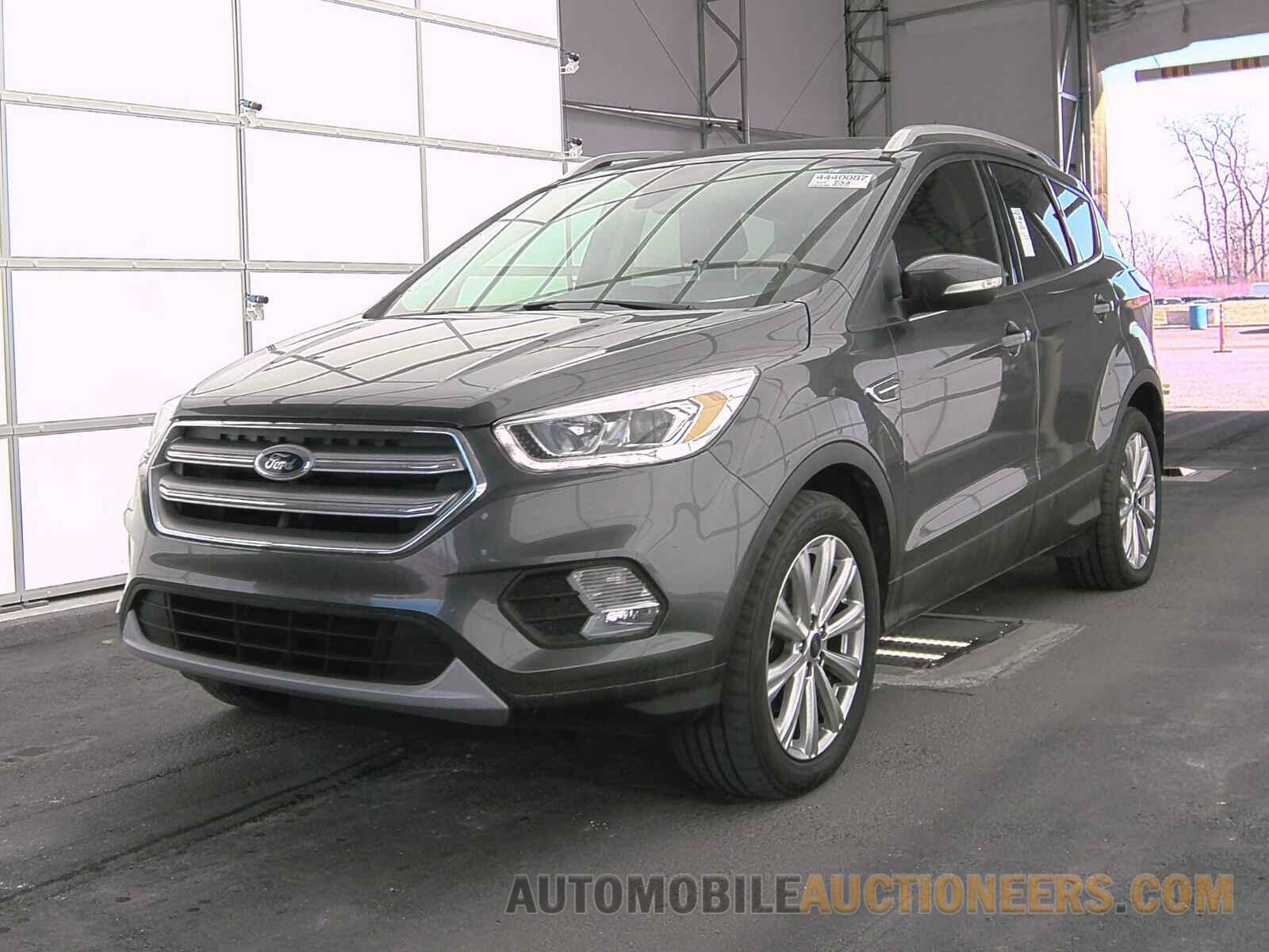 1FMCU0JD5HUD34057 Ford Escape 2017