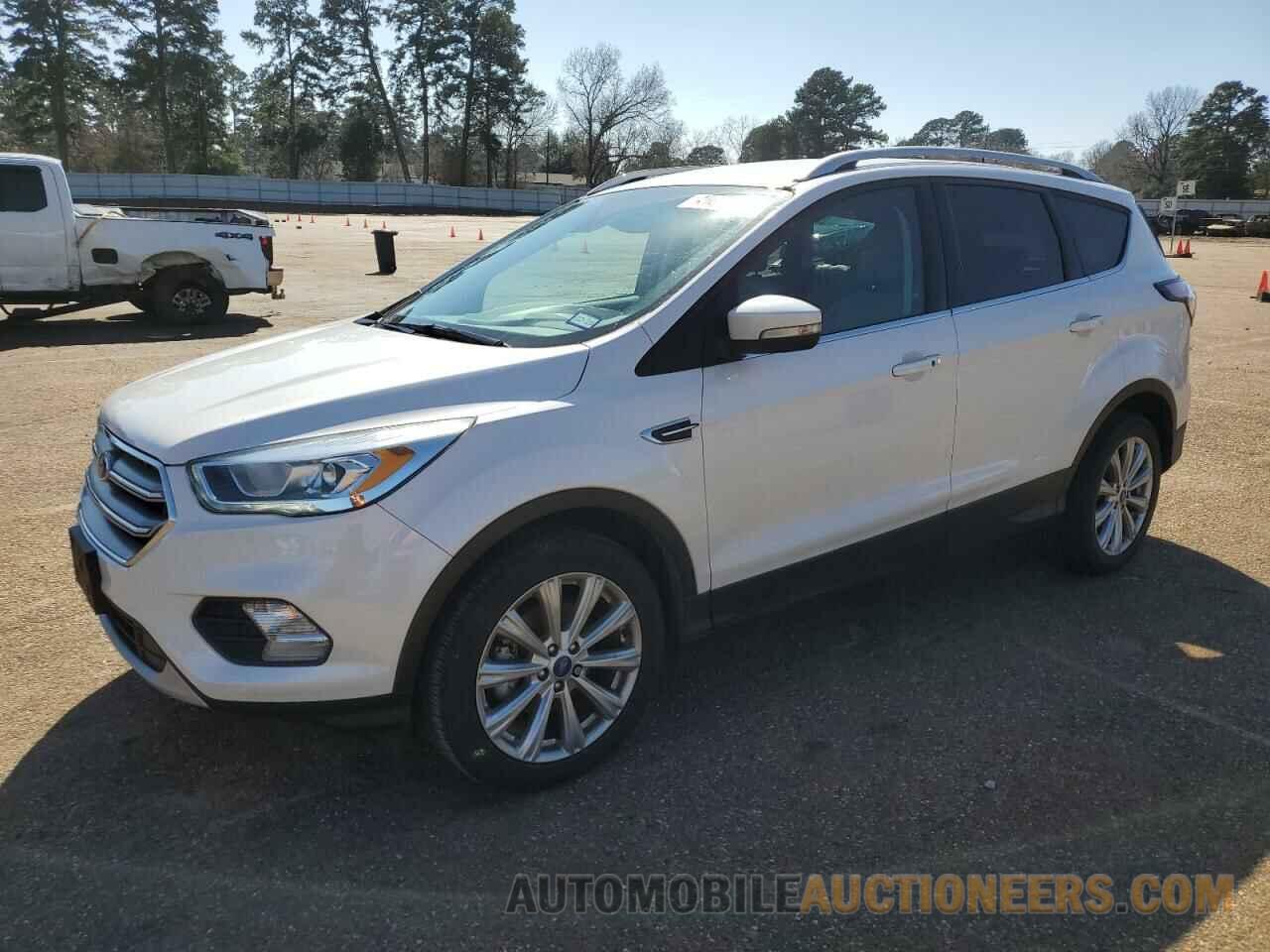 1FMCU0JD8HUC78504 FORD ESCAPE 2017