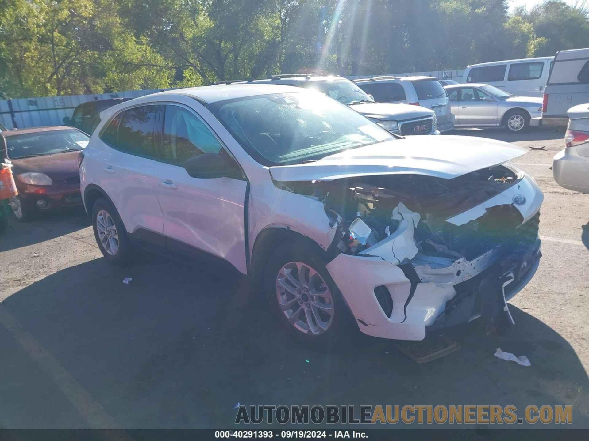 1FMCU9BZ4NUA12018 FORD ESCAPE 2022