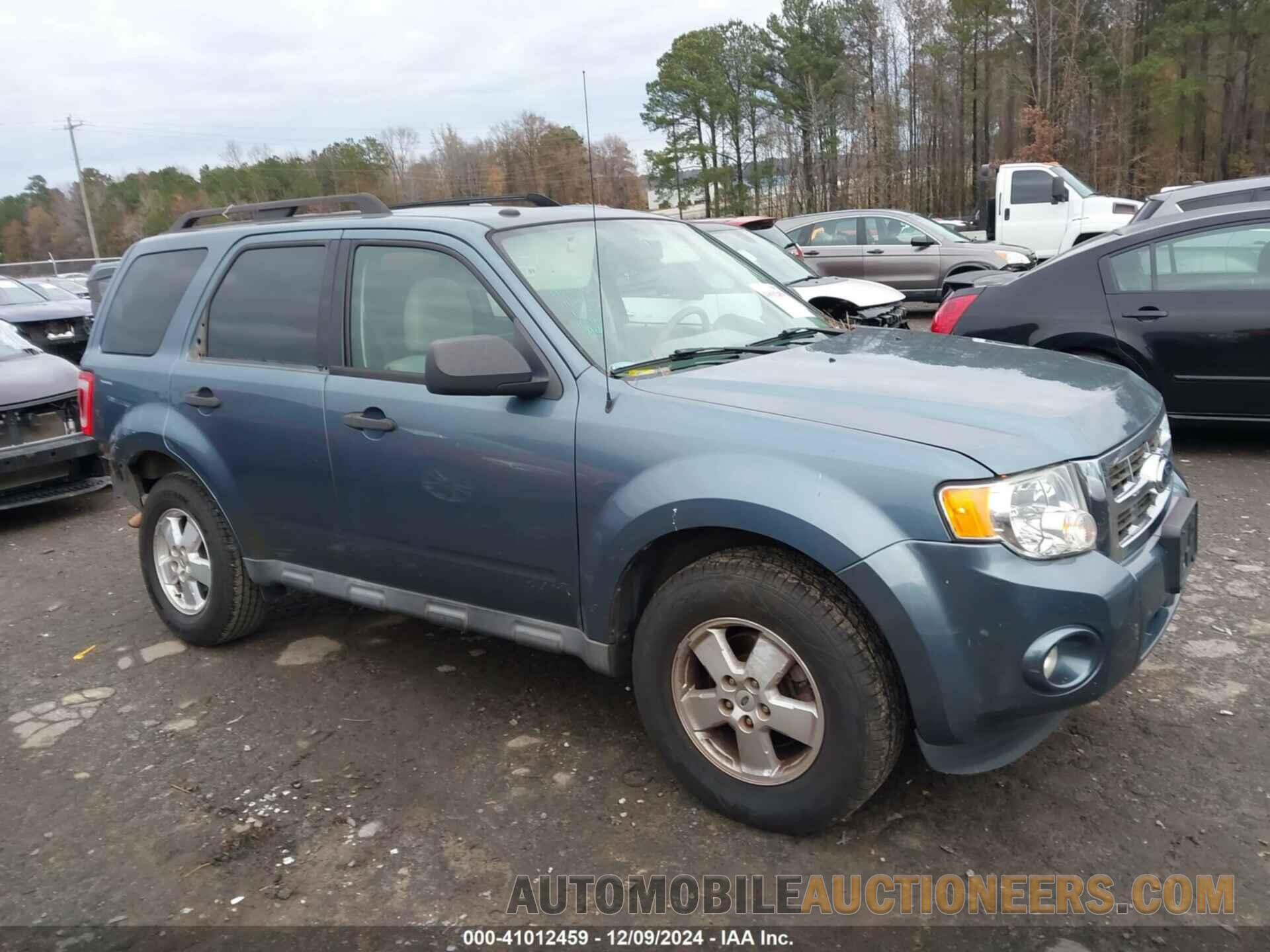 1FMCU9D70BKA31605 FORD ESCAPE 2011