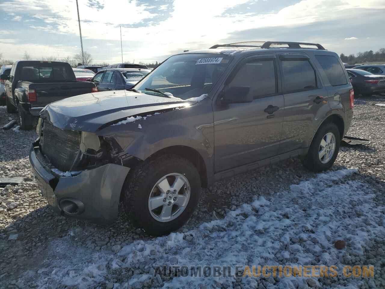 1FMCU9DG2BKA37700 FORD ESCAPE 2011