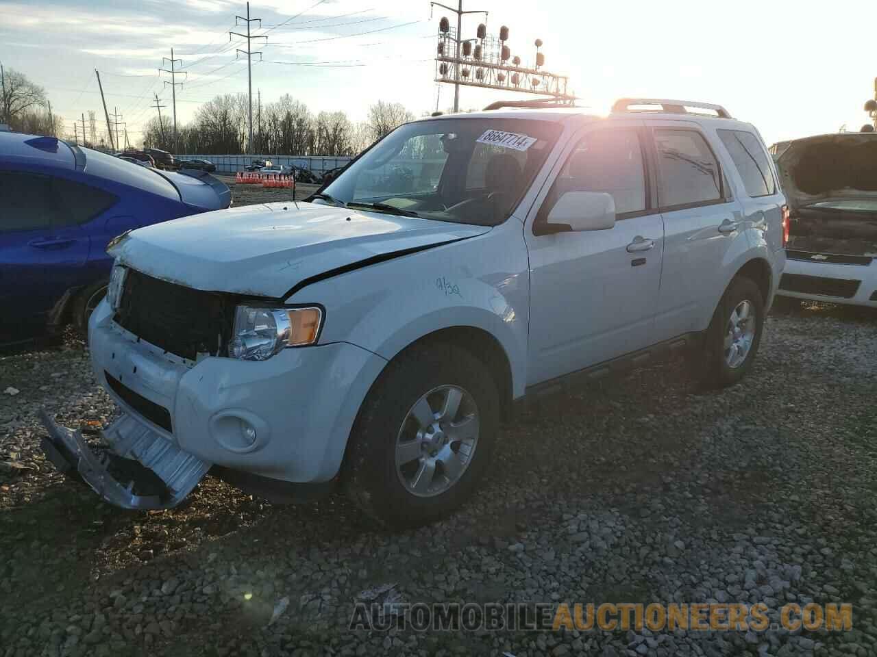 1FMCU9EG7BKC28995 FORD ESCAPE 2011