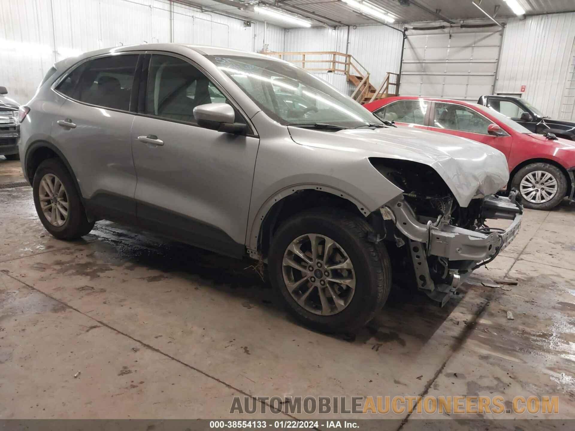 1FMCU9G60MUB21363 FORD ESCAPE 2021