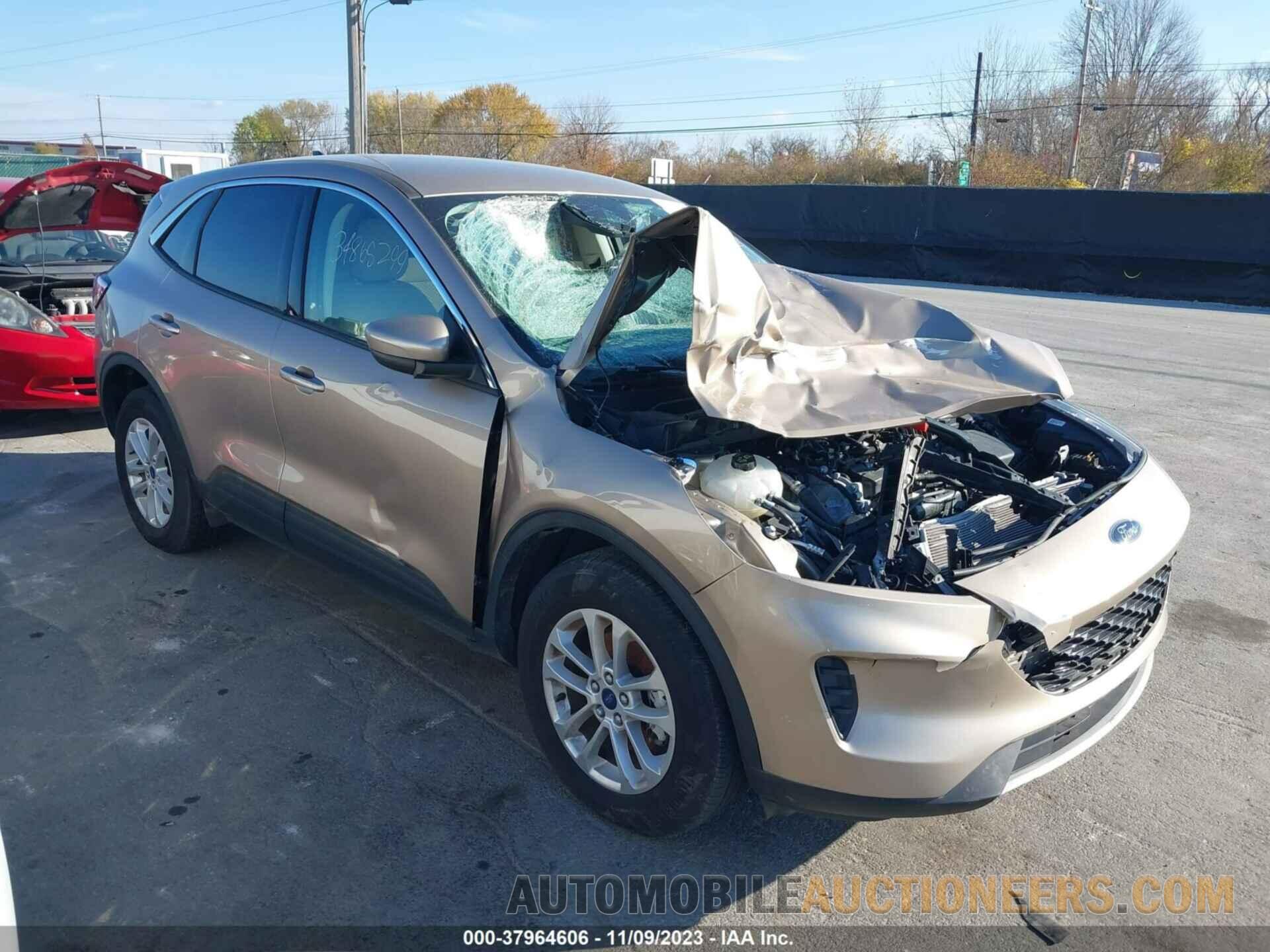 1FMCU9G63MUA91355 FORD ESCAPE 2021