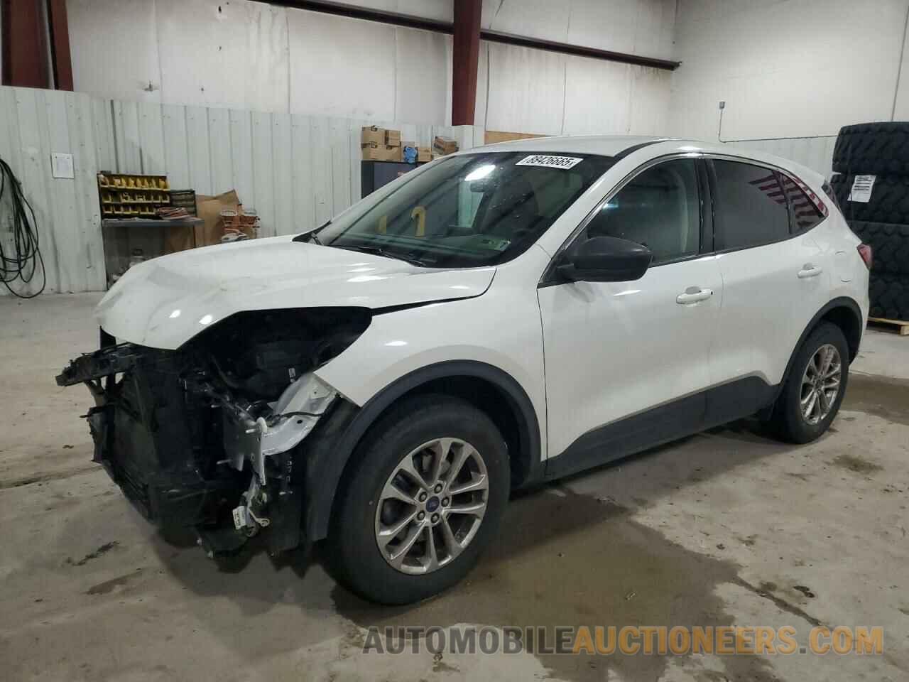 1FMCU9G6XNUB39757 FORD ESCAPE 2022