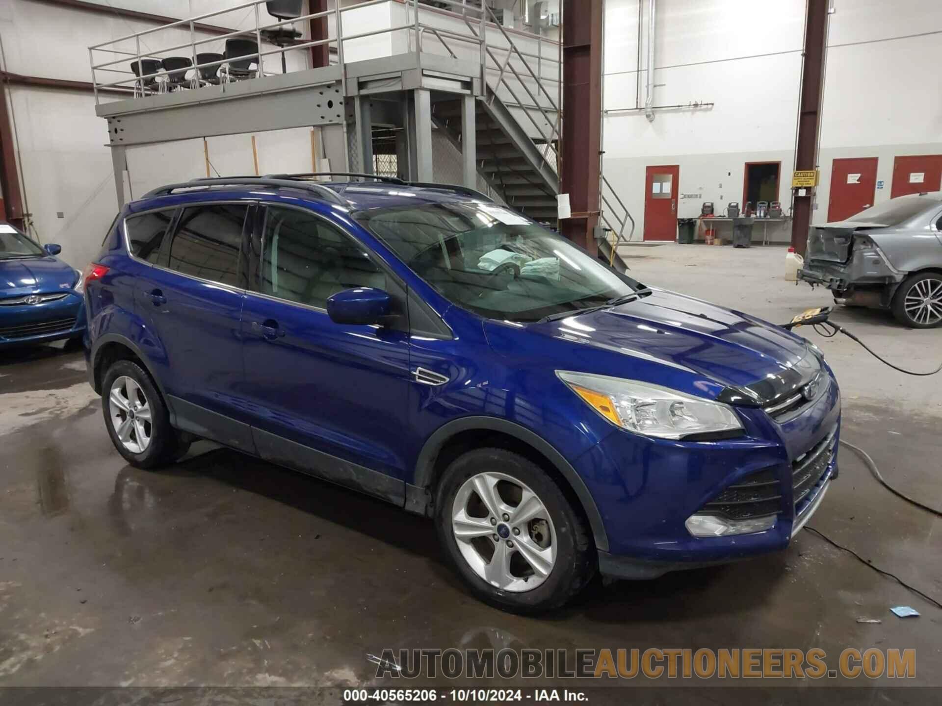 1FMCU9G90FUB62332 FORD ESCAPE 2015