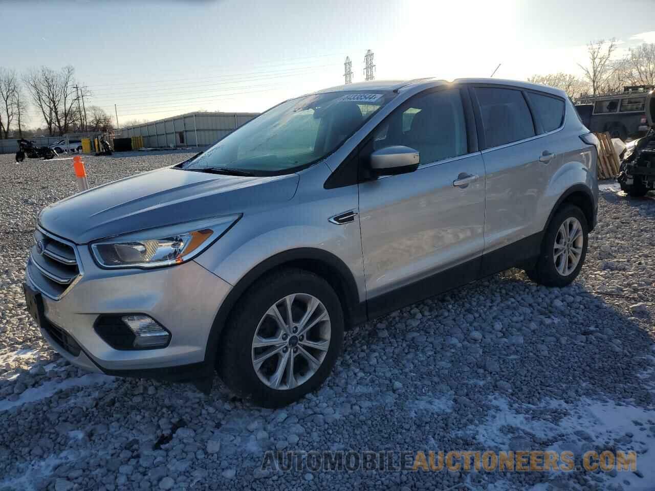 1FMCU9G90HUC89360 FORD ESCAPE 2017