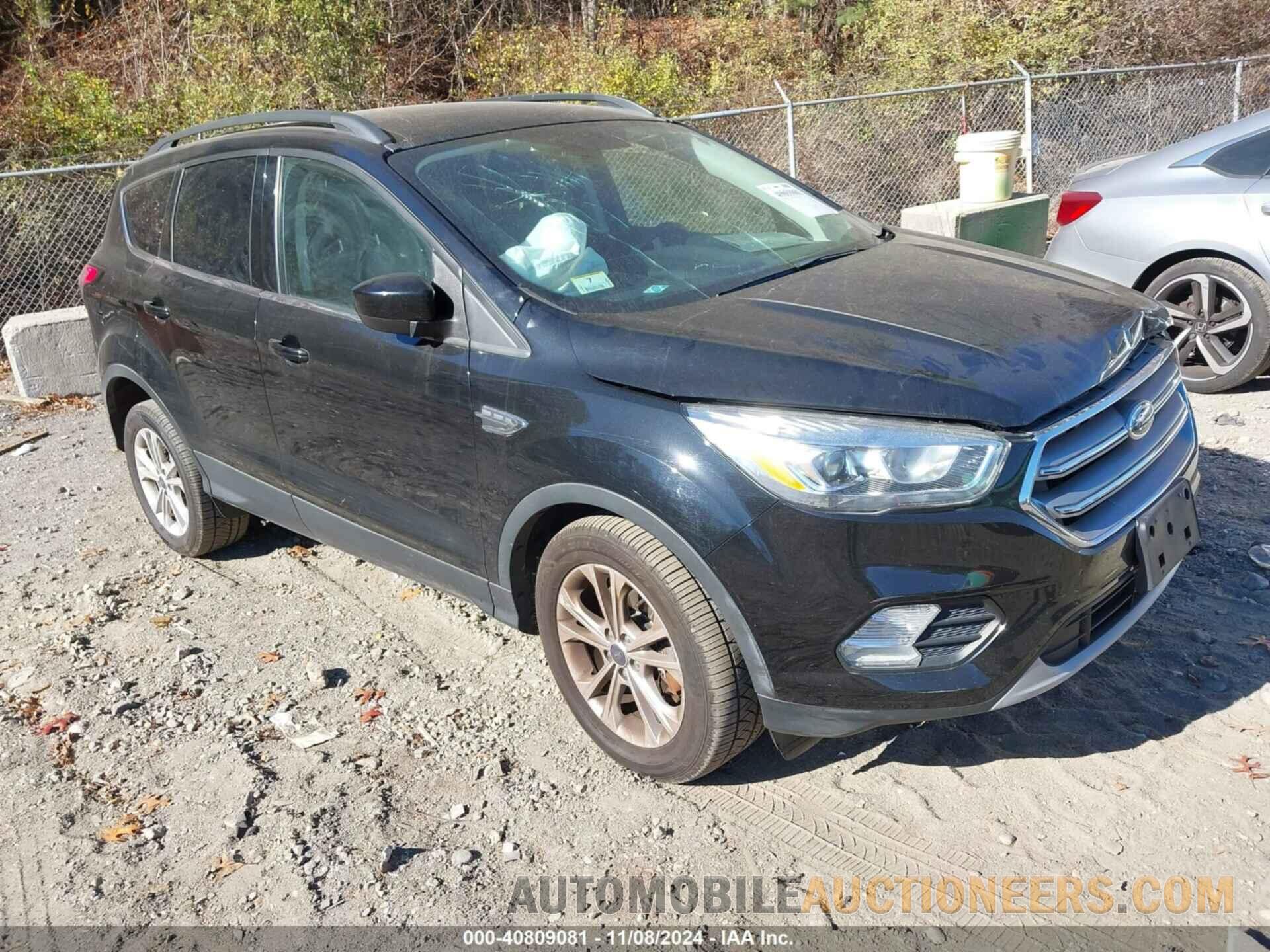 1FMCU9G90HUE11313 FORD ESCAPE 2017