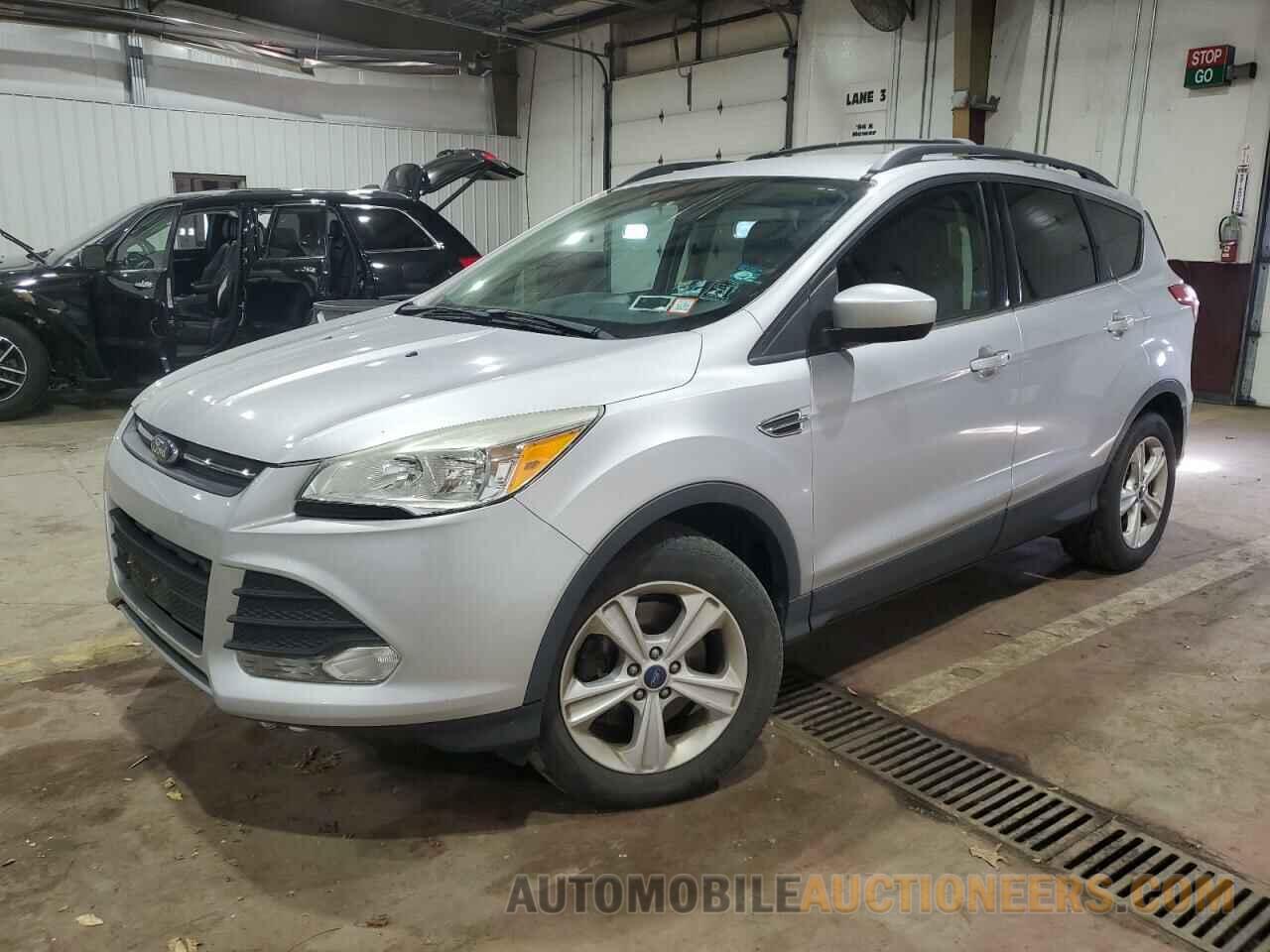 1FMCU9G91FUB87109 FORD ESCAPE 2015