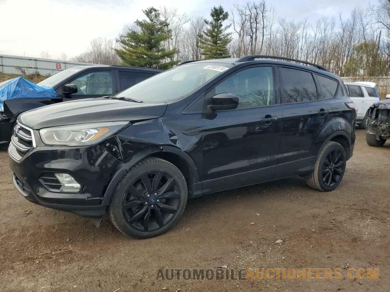 1FMCU9G91HUC86936 FORD ESCAPE 2017