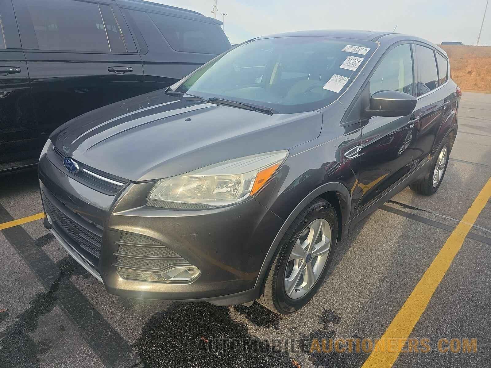 1FMCU9G92FUB13150 Ford Escape 2015