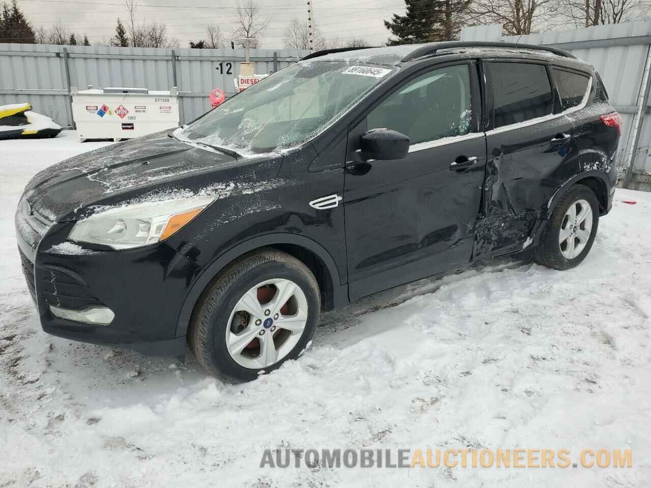 1FMCU9G92GUA00297 FORD ESCAPE 2016