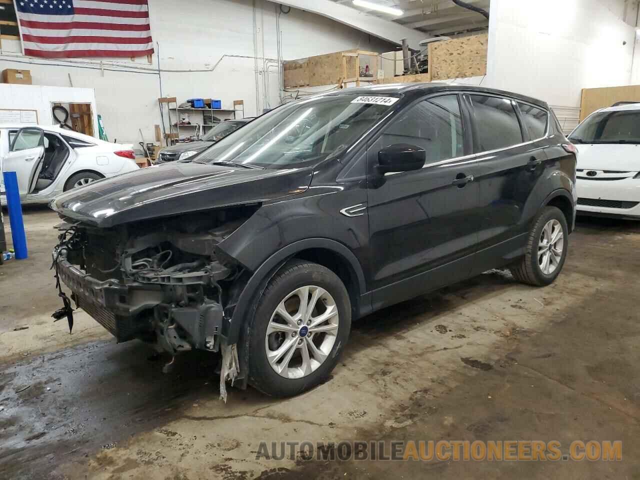 1FMCU9G92HUA95591 FORD ESCAPE 2017