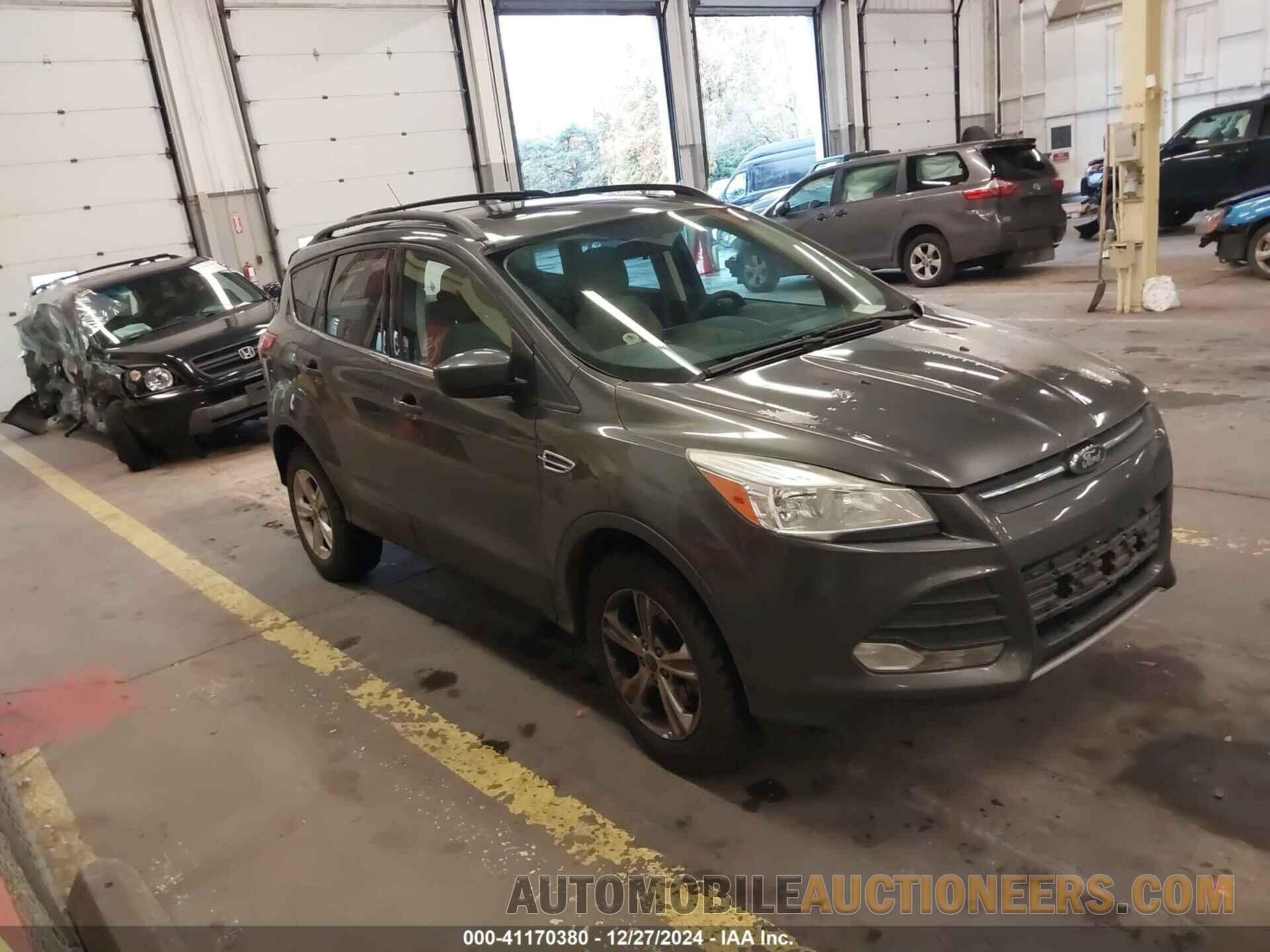 1FMCU9G93FUA28852 FORD ESCAPE 2015