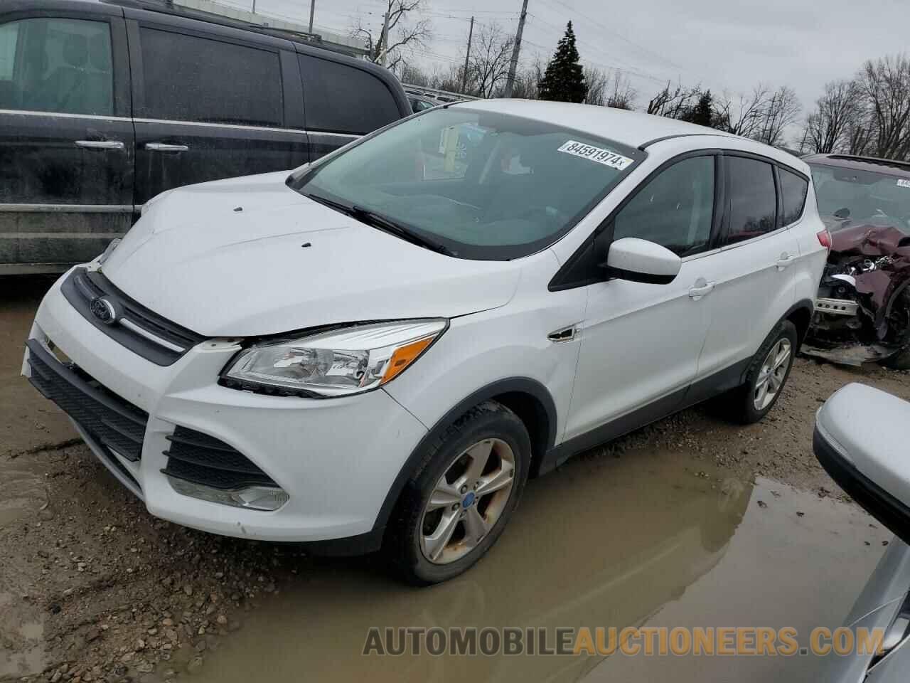 1FMCU9G95DUB71640 FORD ESCAPE 2013