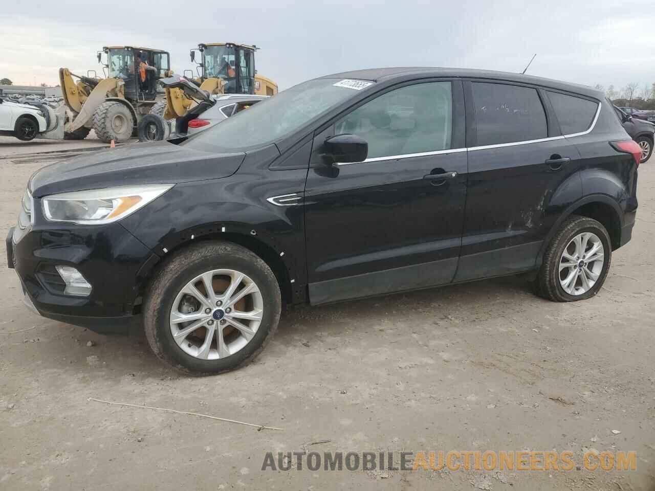 1FMCU9G95KUB66466 FORD ESCAPE 2019