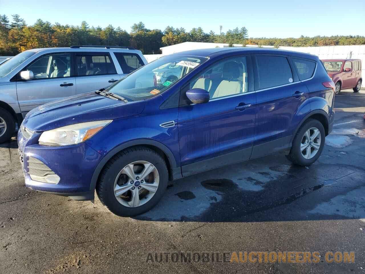 1FMCU9G96FUA32121 FORD ESCAPE 2015