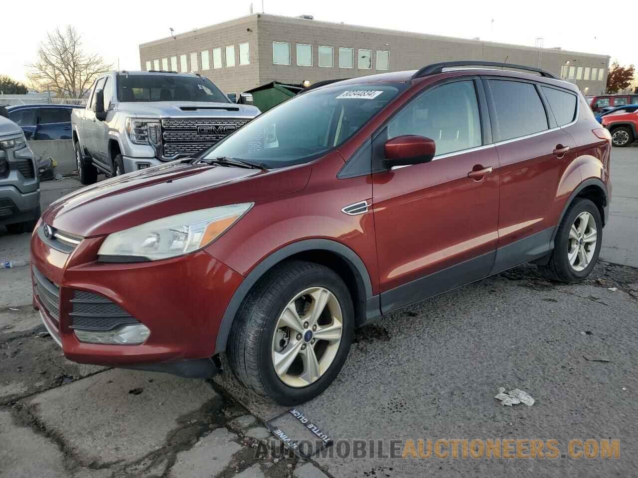 1FMCU9G96GUB98317 FORD ESCAPE 2016