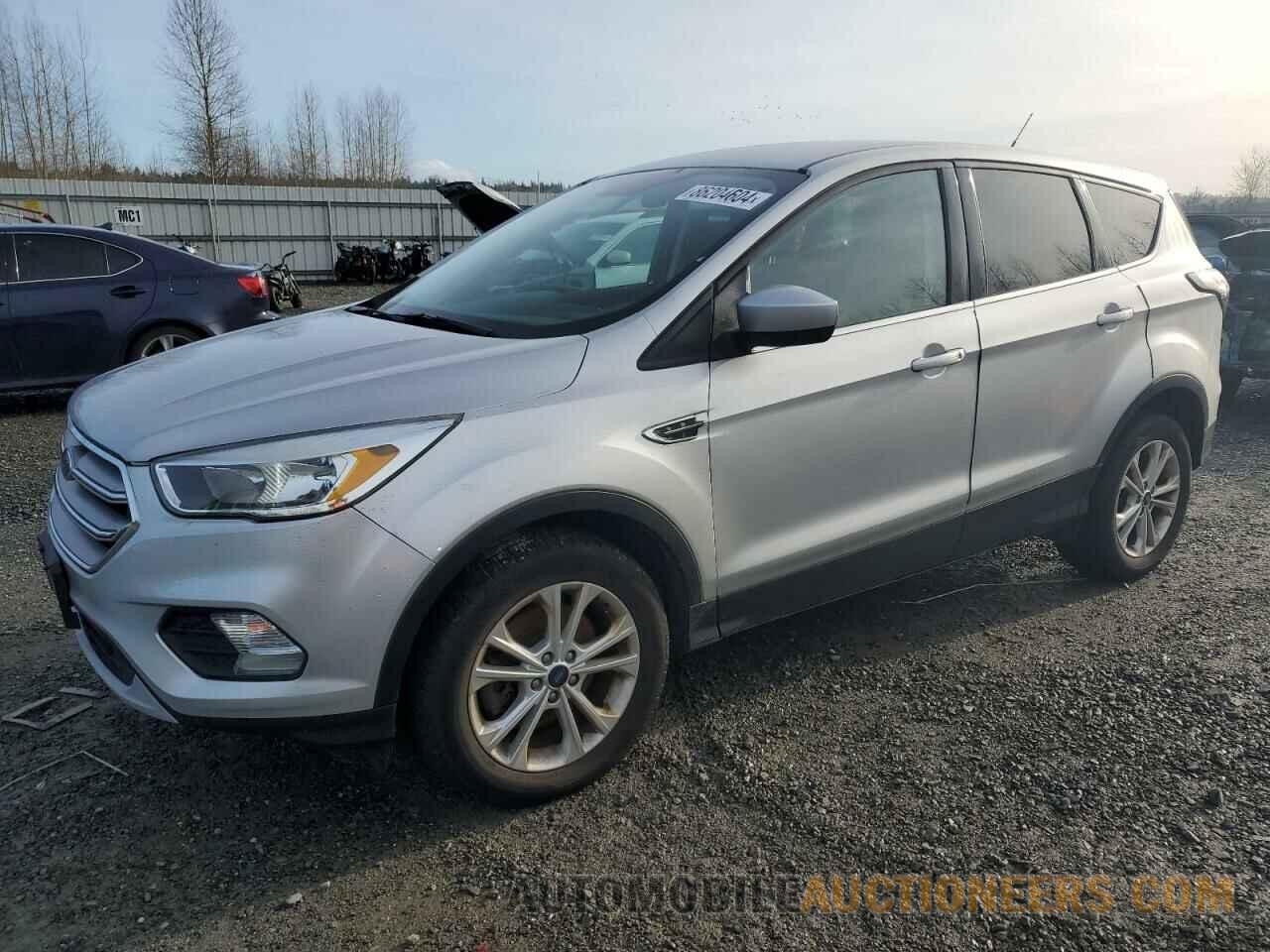 1FMCU9G96HUA24202 FORD ESCAPE 2017