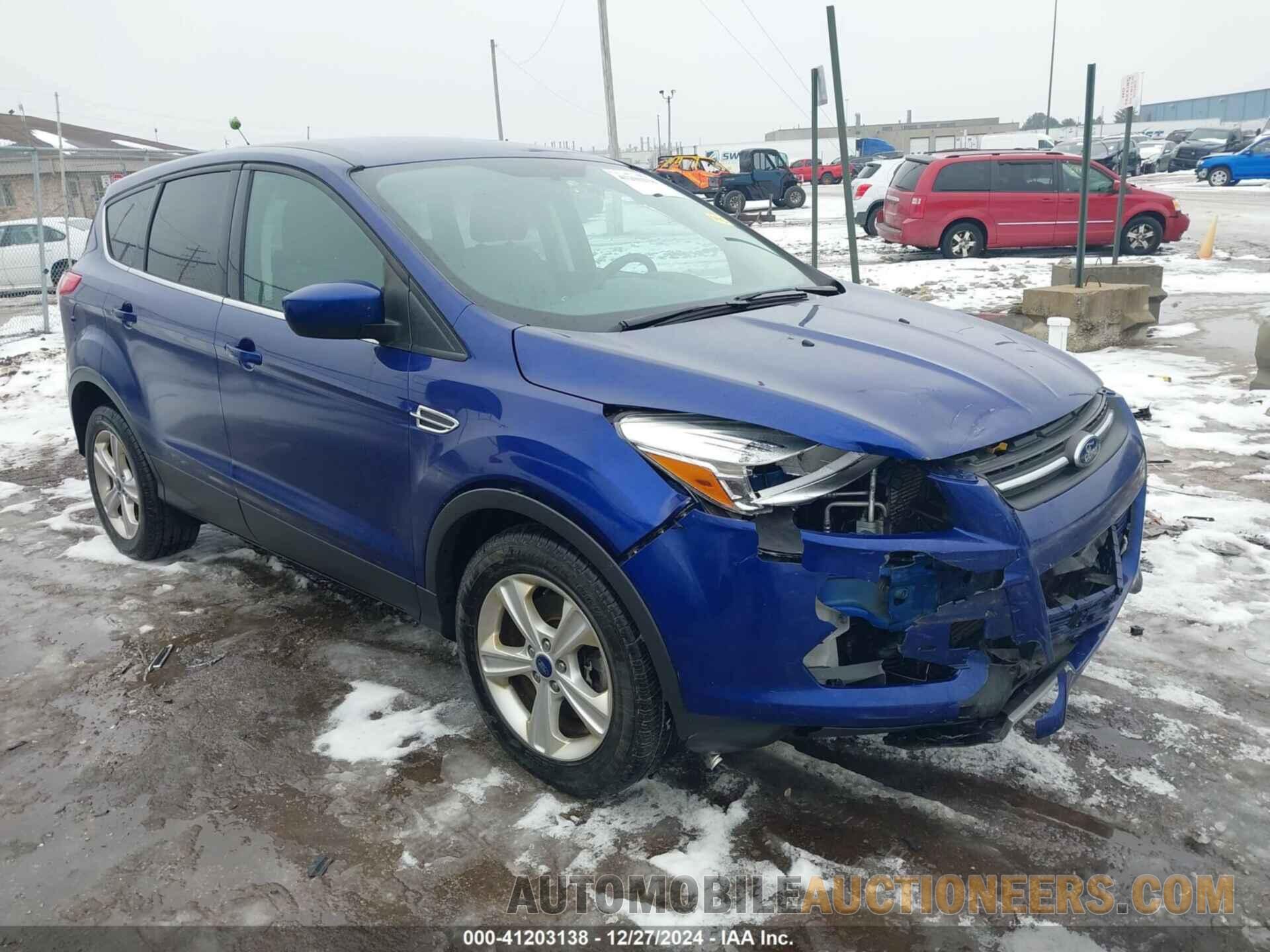 1FMCU9G97FUB90225 FORD ESCAPE 2015