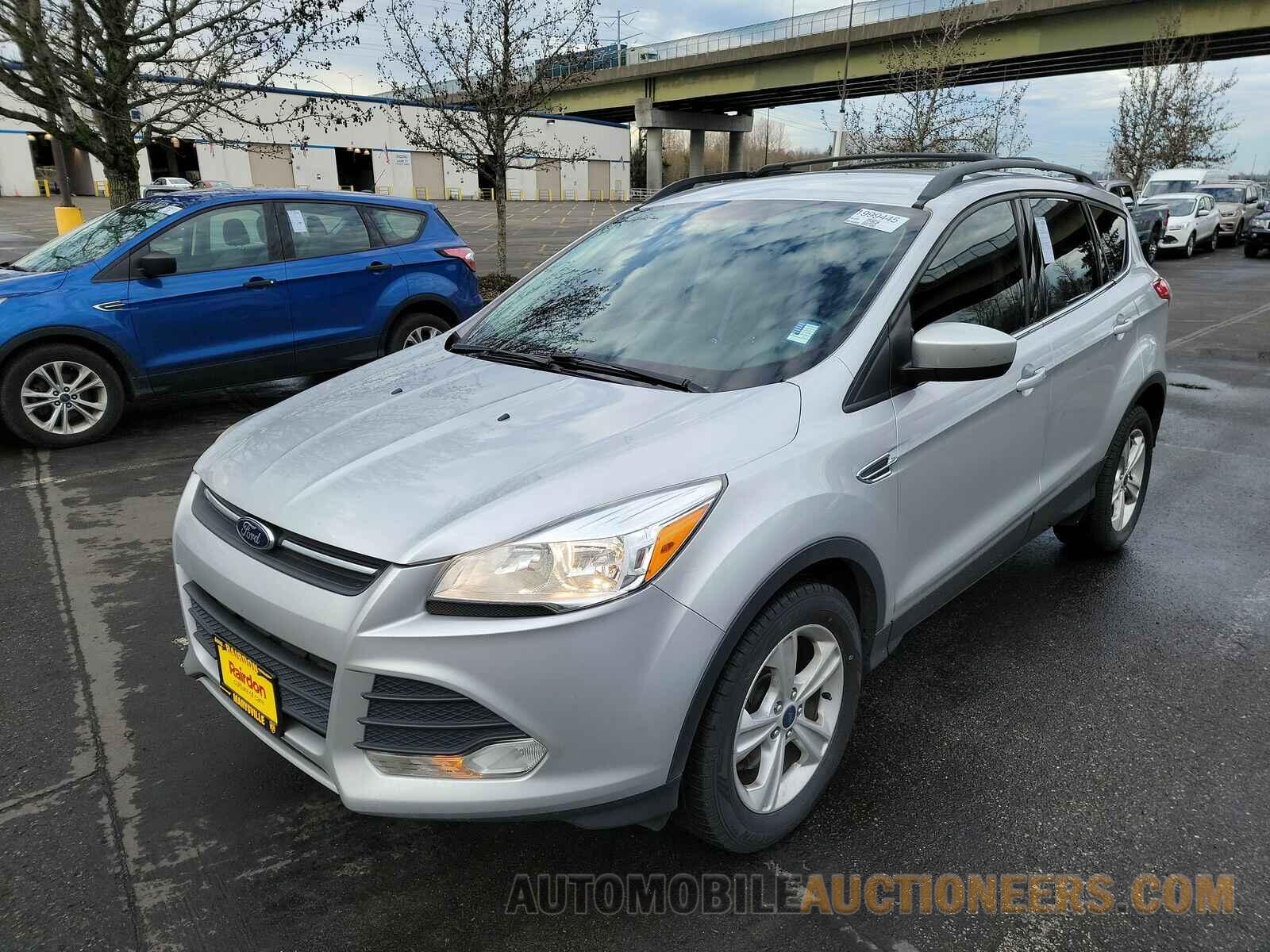 1FMCU9G98FUB20135 Ford Escape 2015