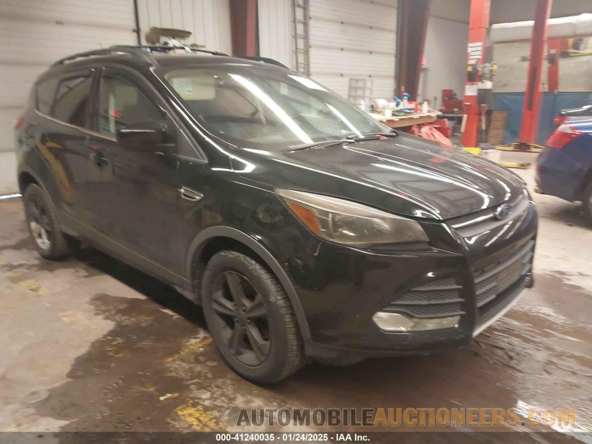 1FMCU9G98GUB02736 FORD ESCAPE 2016