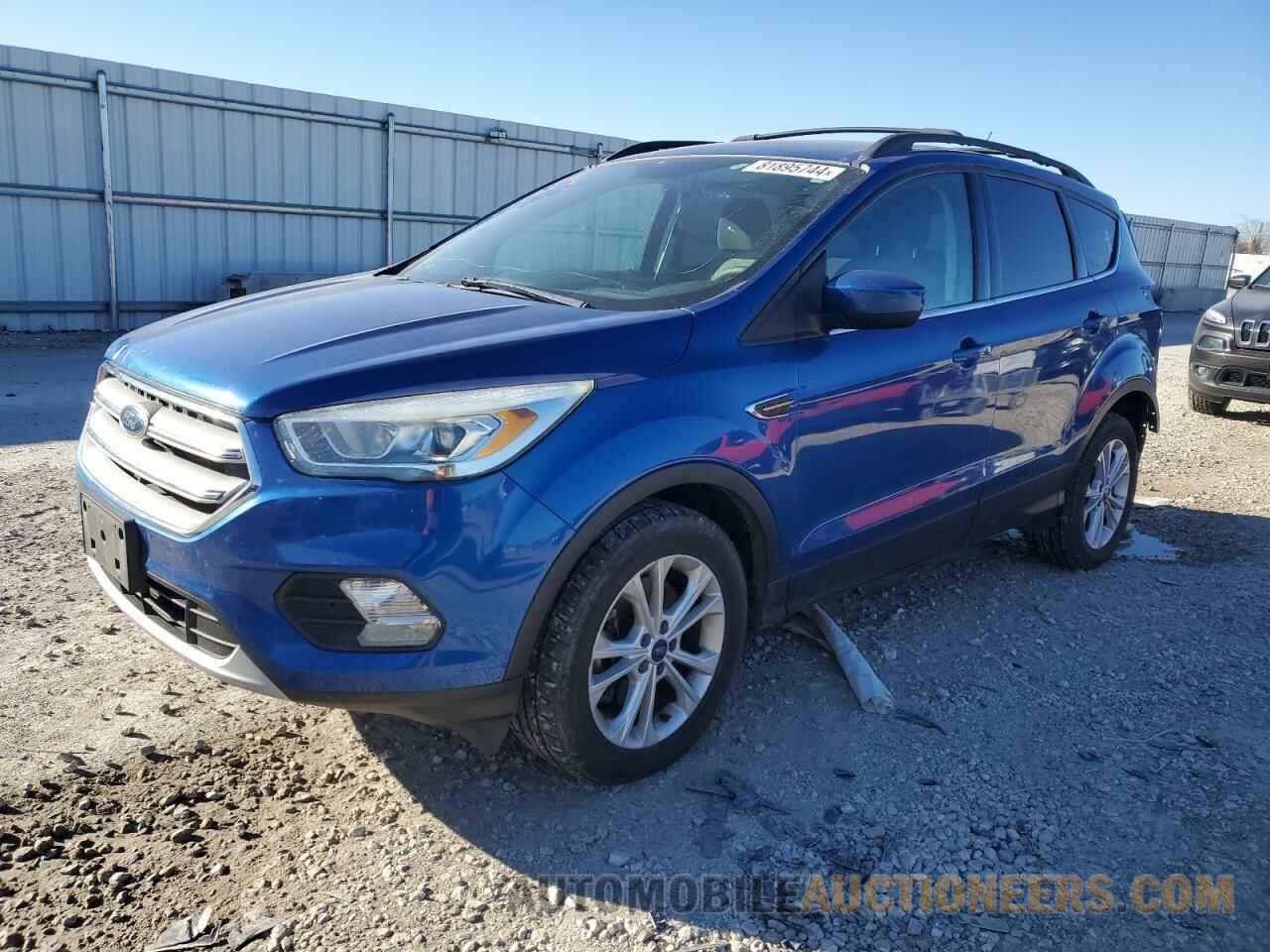 1FMCU9G98HUA21138 FORD ESCAPE 2017