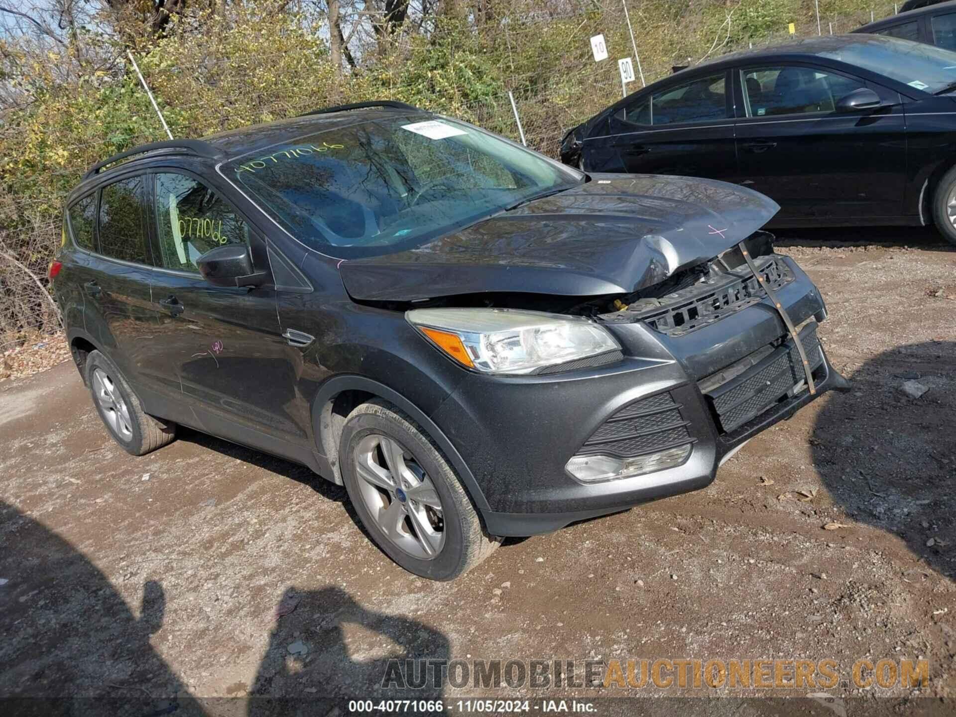 1FMCU9G99FUA00439 FORD ESCAPE 2015