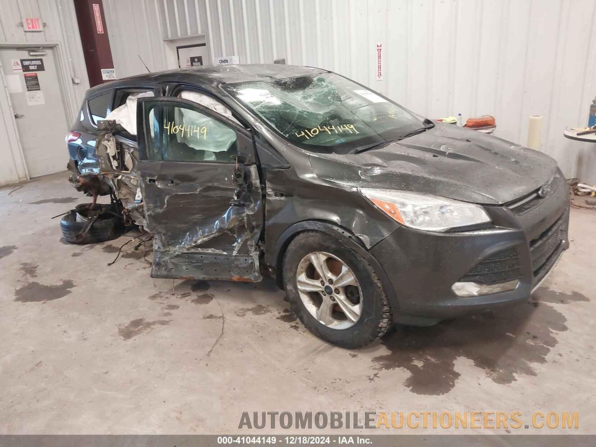 1FMCU9G99FUB23383 FORD ESCAPE 2015