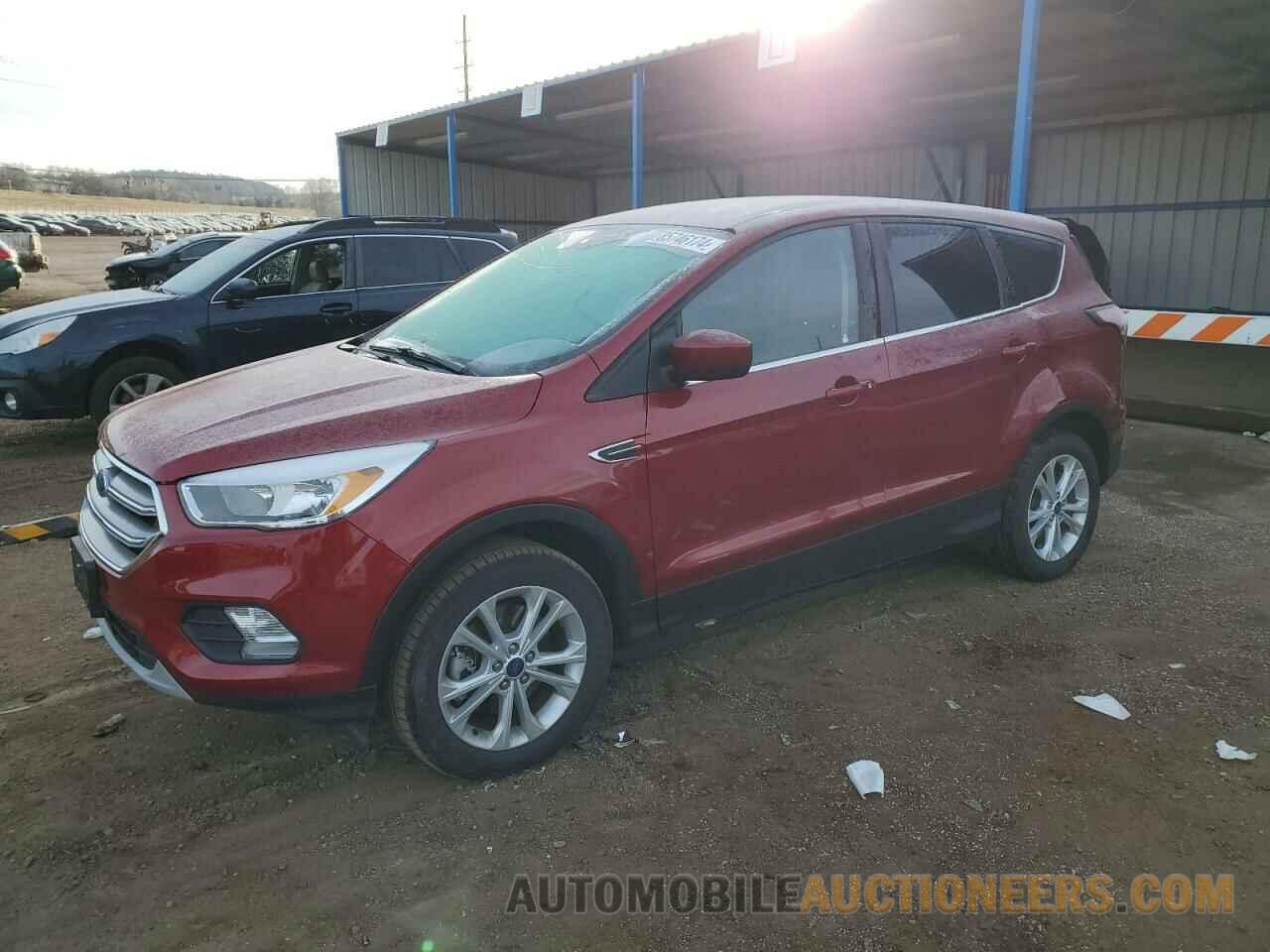 1FMCU9G99HUB80461 FORD ESCAPE 2017