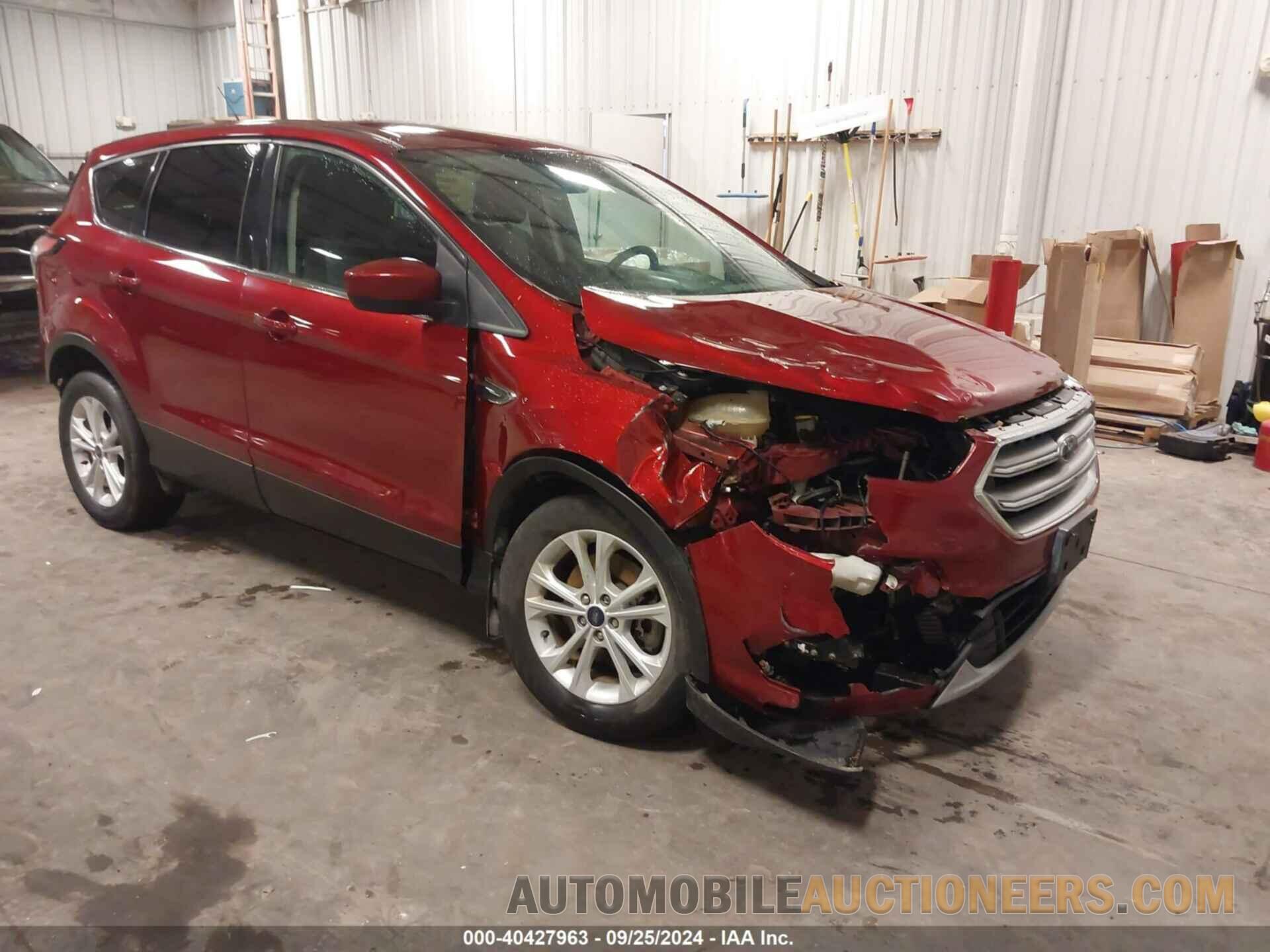 1FMCU9G9XHUB79948 FORD ESCAPE 2017