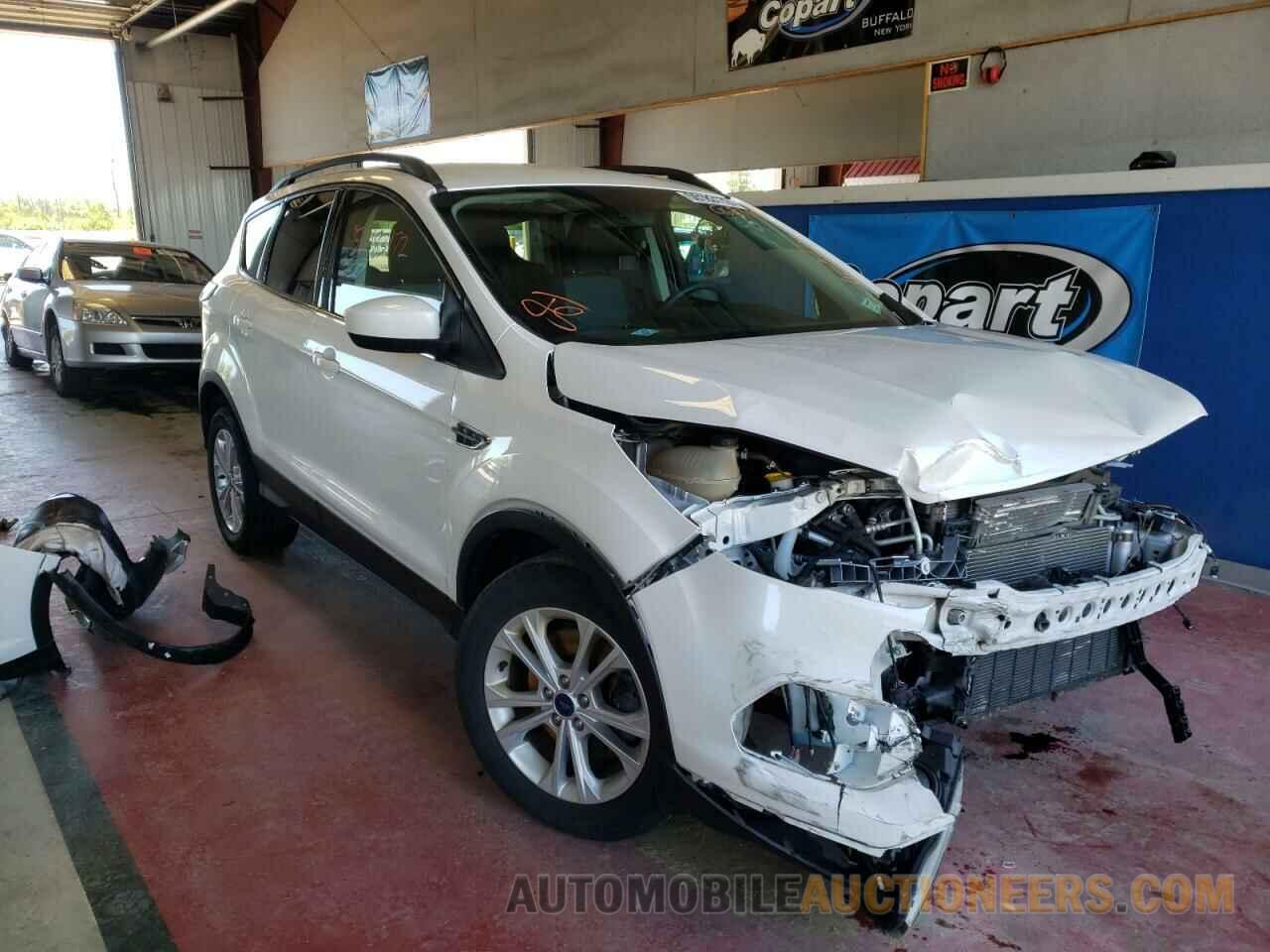 1FMCU9GD0HUC62308 FORD ESCAPE 2017