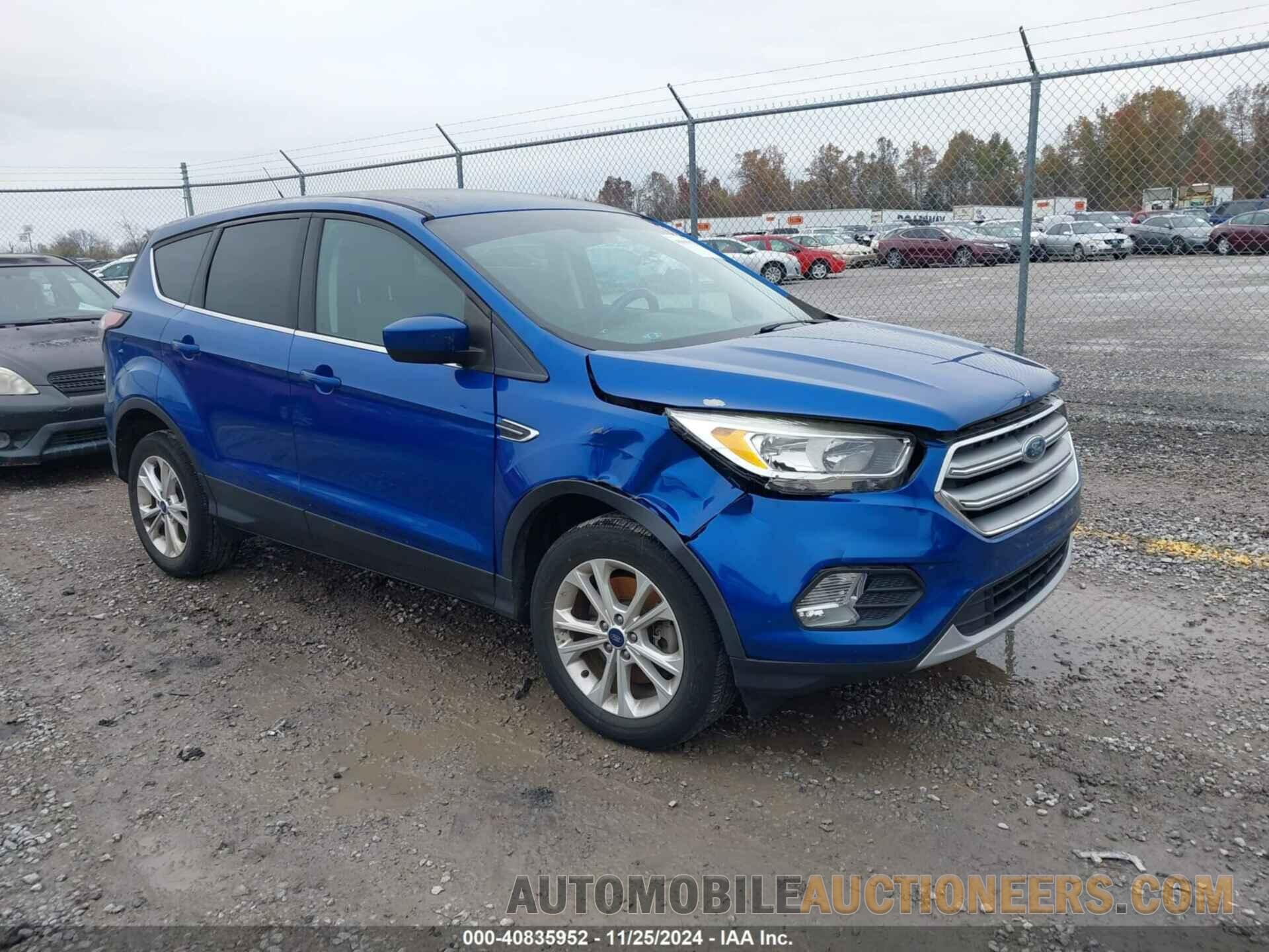 1FMCU9GD0HUE23000 FORD ESCAPE 2017