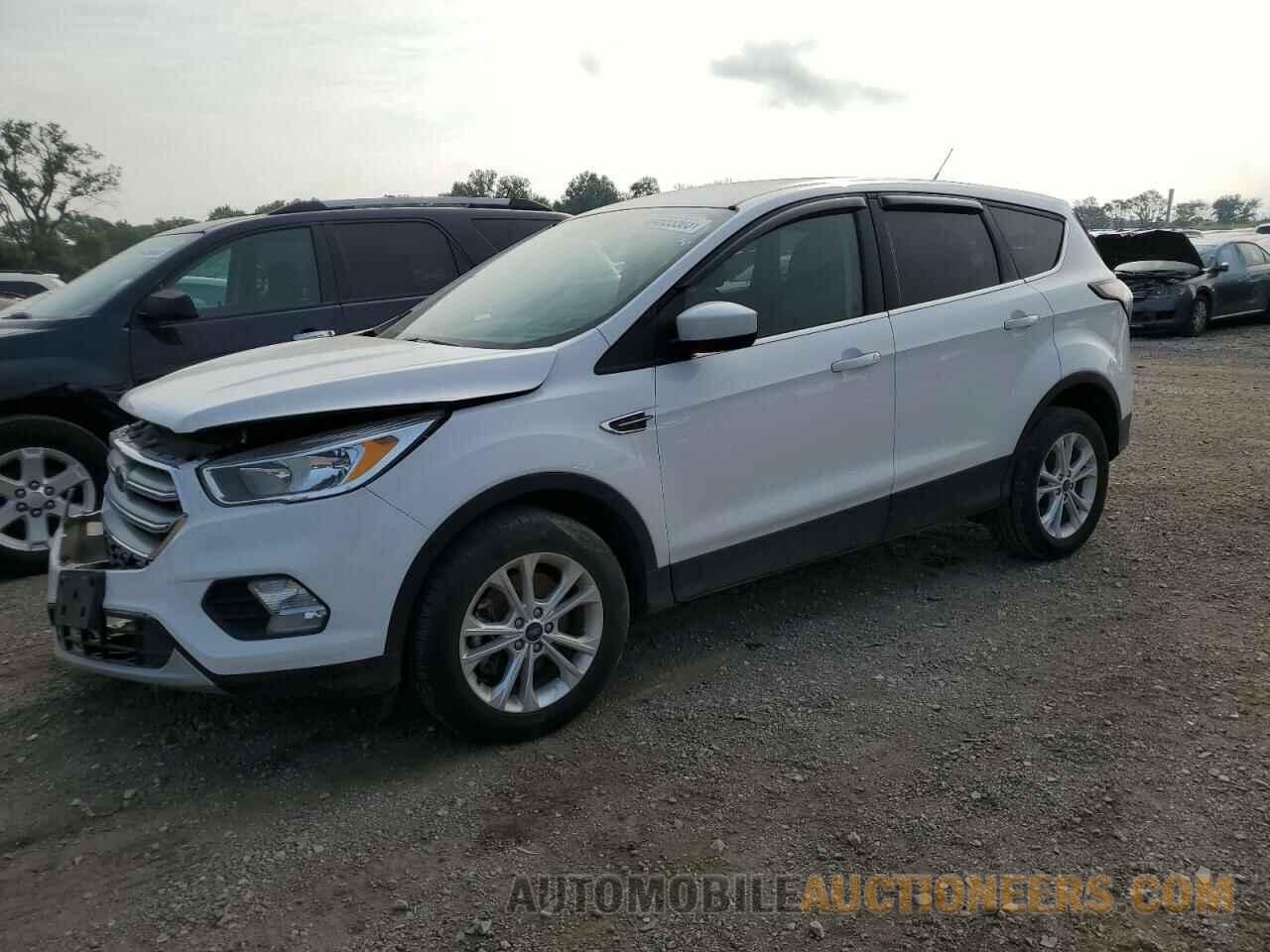 1FMCU9GD0HUE47510 FORD ESCAPE 2017