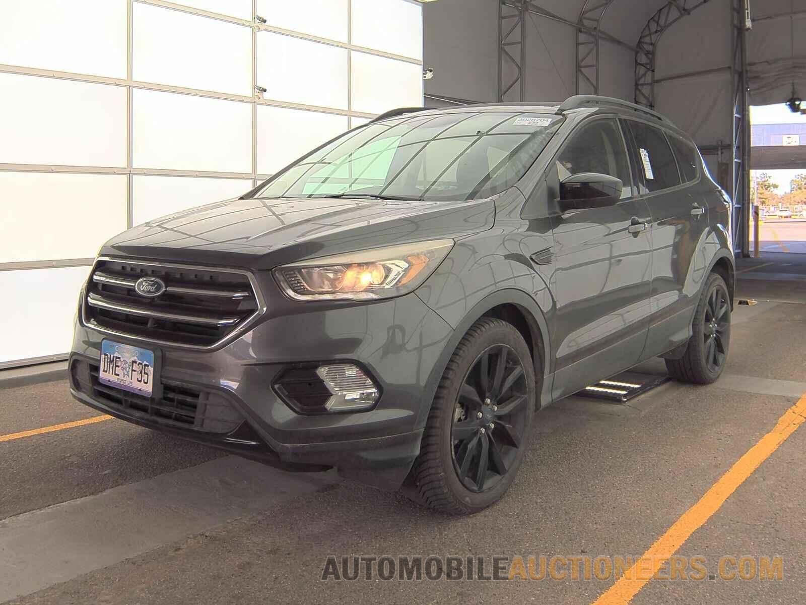 1FMCU9GD0JUA97835 Ford Escape 2018