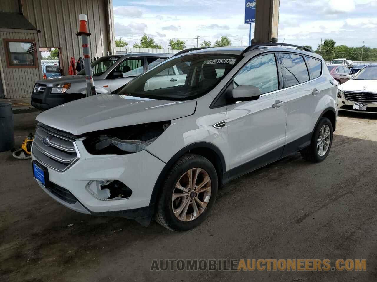 1FMCU9GD0JUB00216 FORD ESCAPE 2018