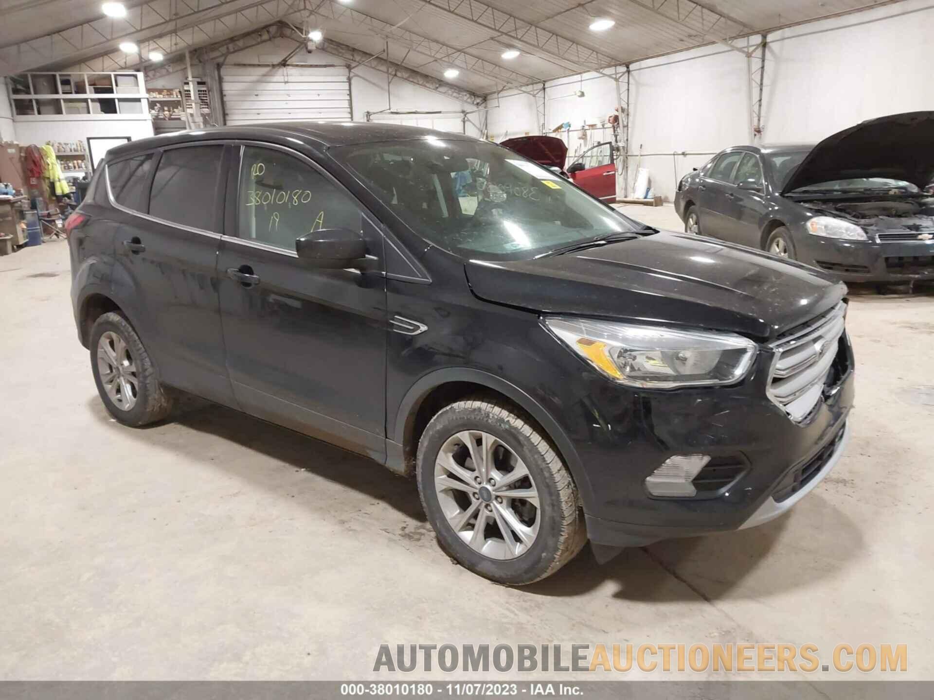 1FMCU9GD0KUA23719 FORD ESCAPE 2019